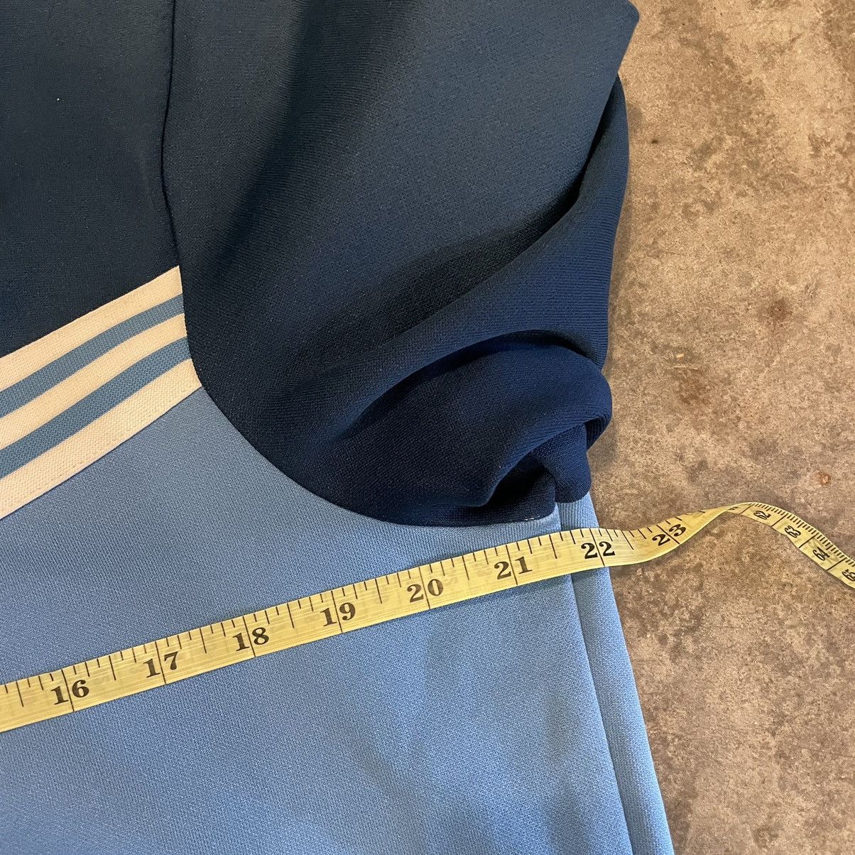 Adidas × Vintage Vintage Adidas Tracktop Size US M / EU 48-50 / 2 - 10 Thumbnail
