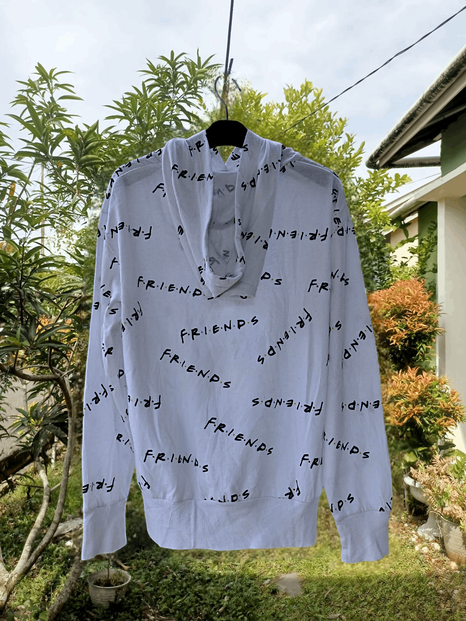 Other The Famous FRIENDS The Television Series White Hoodie Size US L / EU 52-54 / 3 - 8 Thumbnail