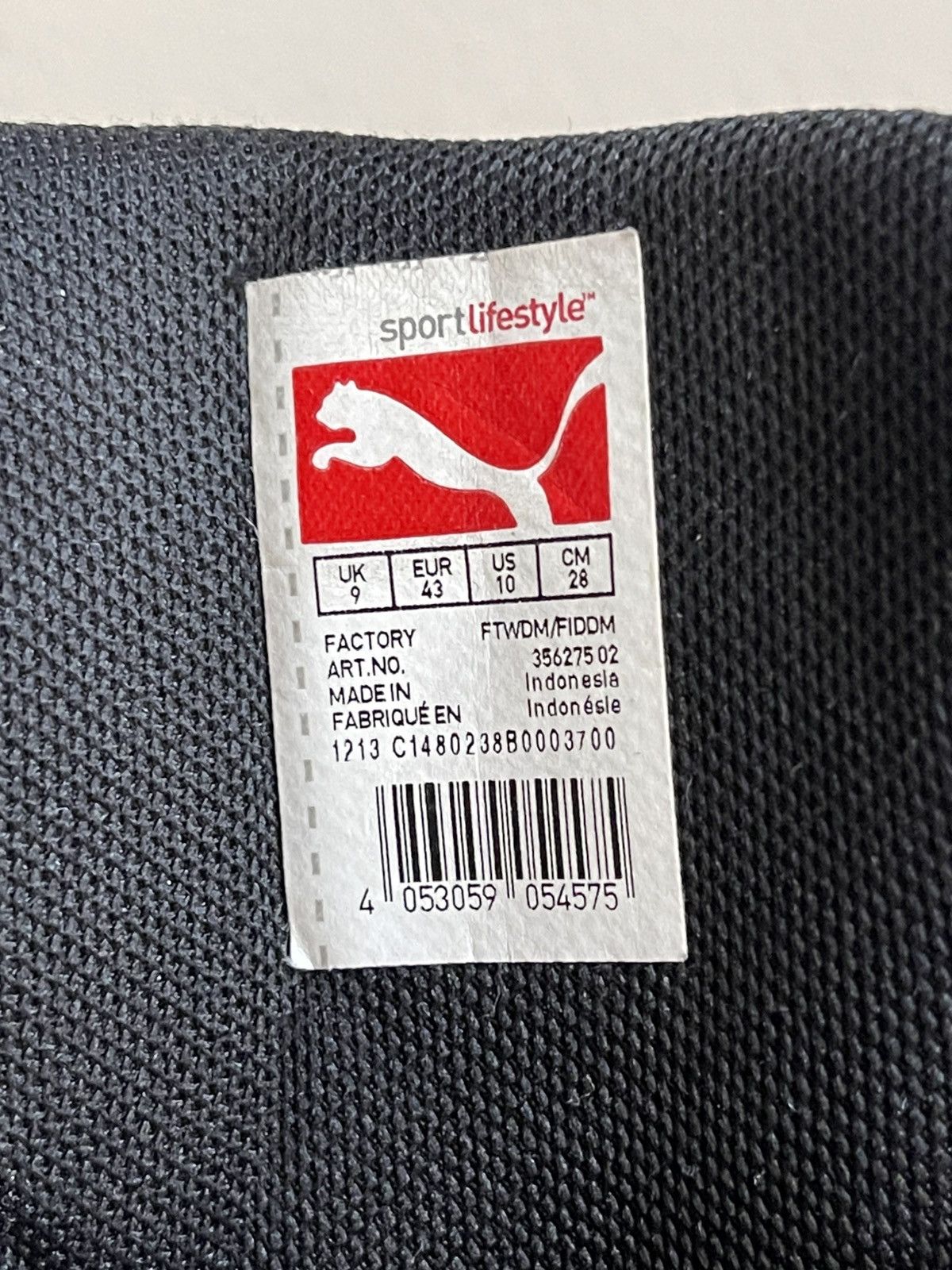 Puma 🚨LAST DROP🚨Vintage Puma Velcro Sneakers RARE Size US 10 / EU 43 - 9 Thumbnail