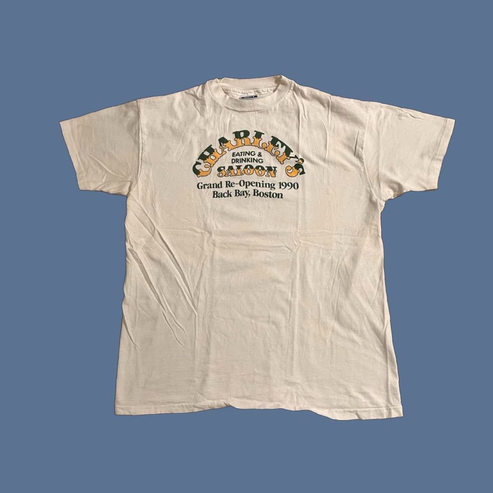 Hanes VINTAGE Hanes Beefy-T Charley's Saloon Boston Back Bay Shirt Men’s XL White 1990s 90s Retro Graphic Print City USA Signature Logo T-Shirt Mens Size US XL / EU 56 / 4 - 1 Thumbnail