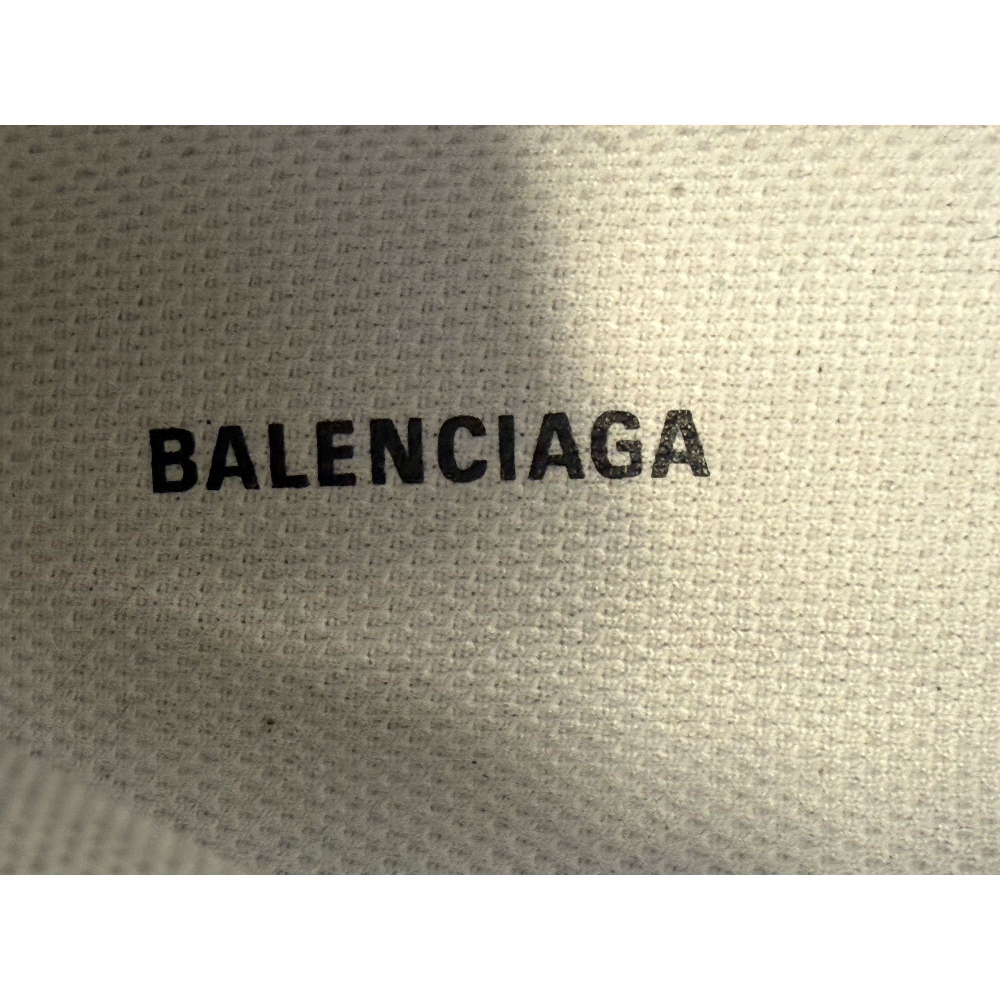 Balenciaga Balenciaga Triple S Womens Sneakers 37 EU Leather-Free White Size US 7 / IT 37 - 8 Thumbnail