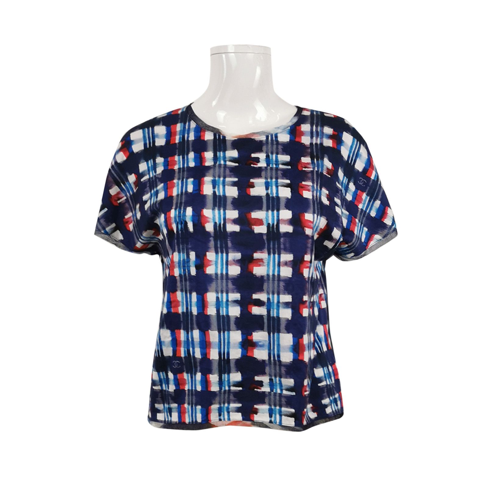 Chanel Chanel Women it_36 Short Sleeve Shirts Size XS / US 0-2 / IT 36-38 - 1 Thumbnail