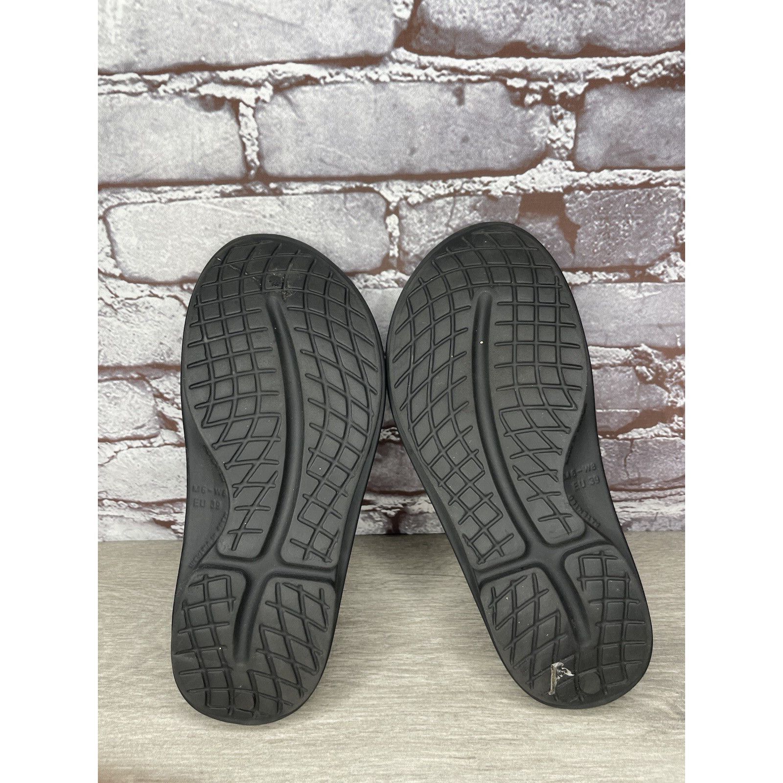 Other OOFOS Unisex OOahh Slide Sandal Recovery Footwear Women Sz 3 Size US 8 / EU 41 - 23 Thumbnail