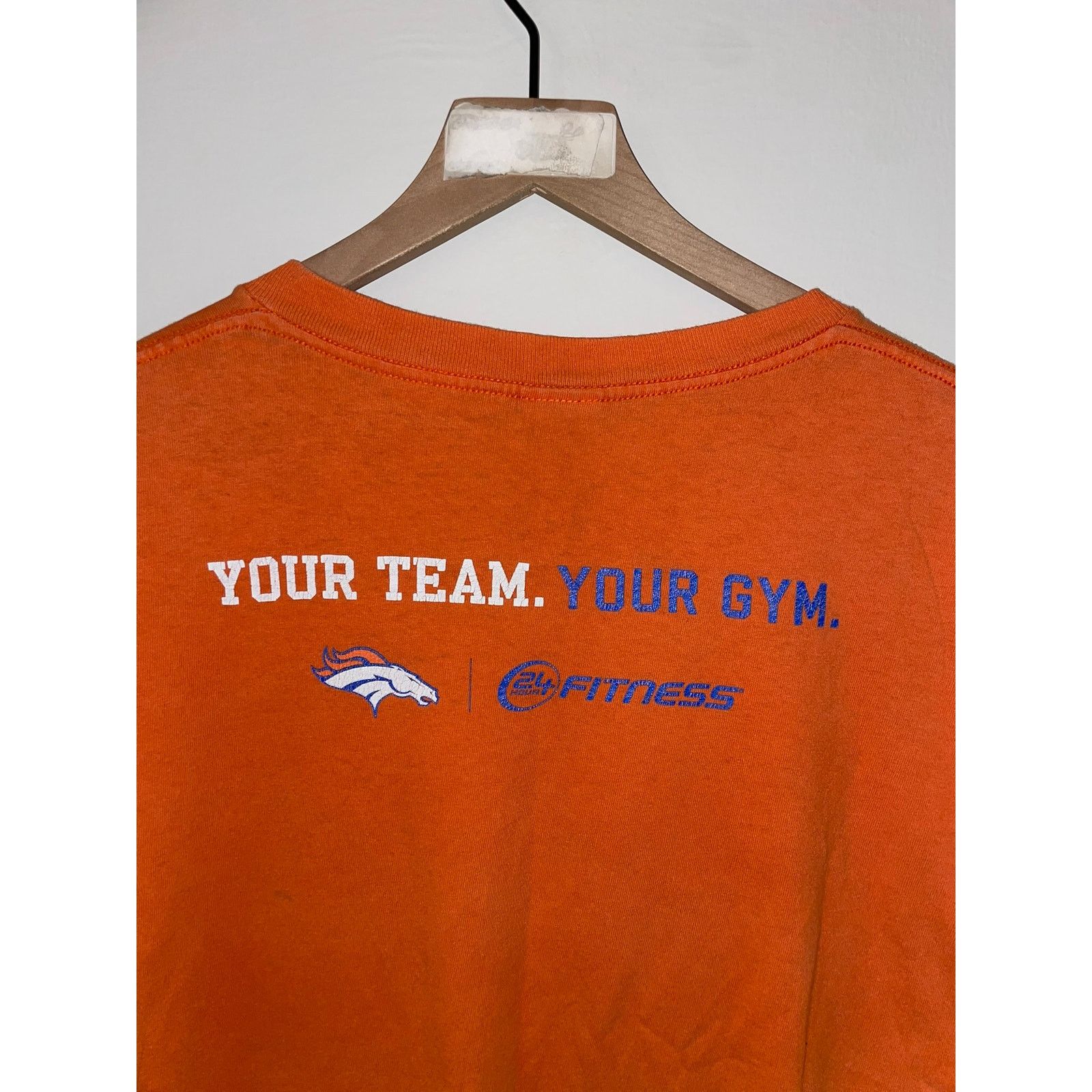 Delta Y2K Denver Broncos Your Team Your Gym 24 hour NFL Shirt XL Size US XL / EU 56 / 4 - 5 Thumbnail