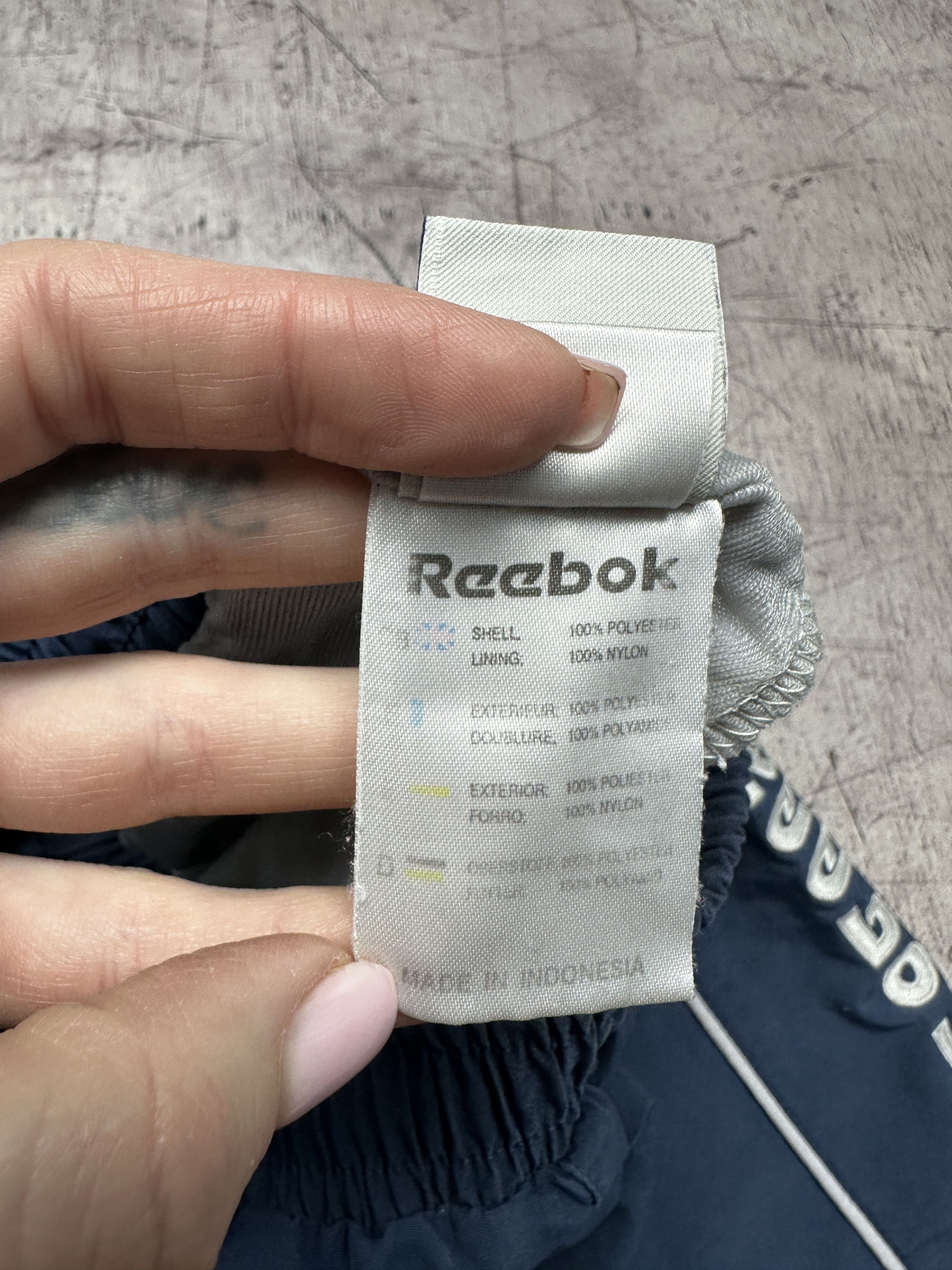 Reebok Reebok Vintage Mens Big Logo Shorts Size US 34 / EU 50 - 6 Thumbnail