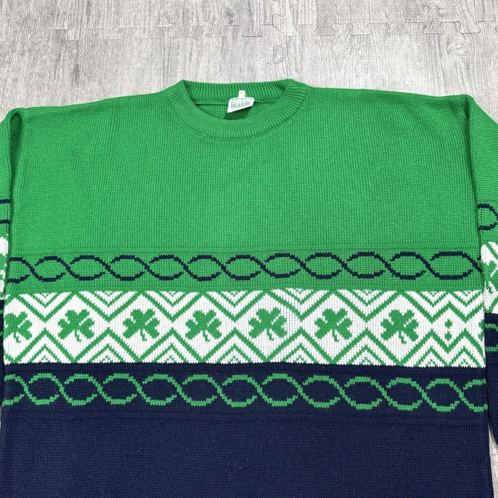 Vintage VINTAGE Emerald Sports Irish Shamrock Sweater Crew Neck Long Sleeve Knit XL Green Navy Sports Mens Size US XL / EU 56 / 4 - 2 Thumbnail