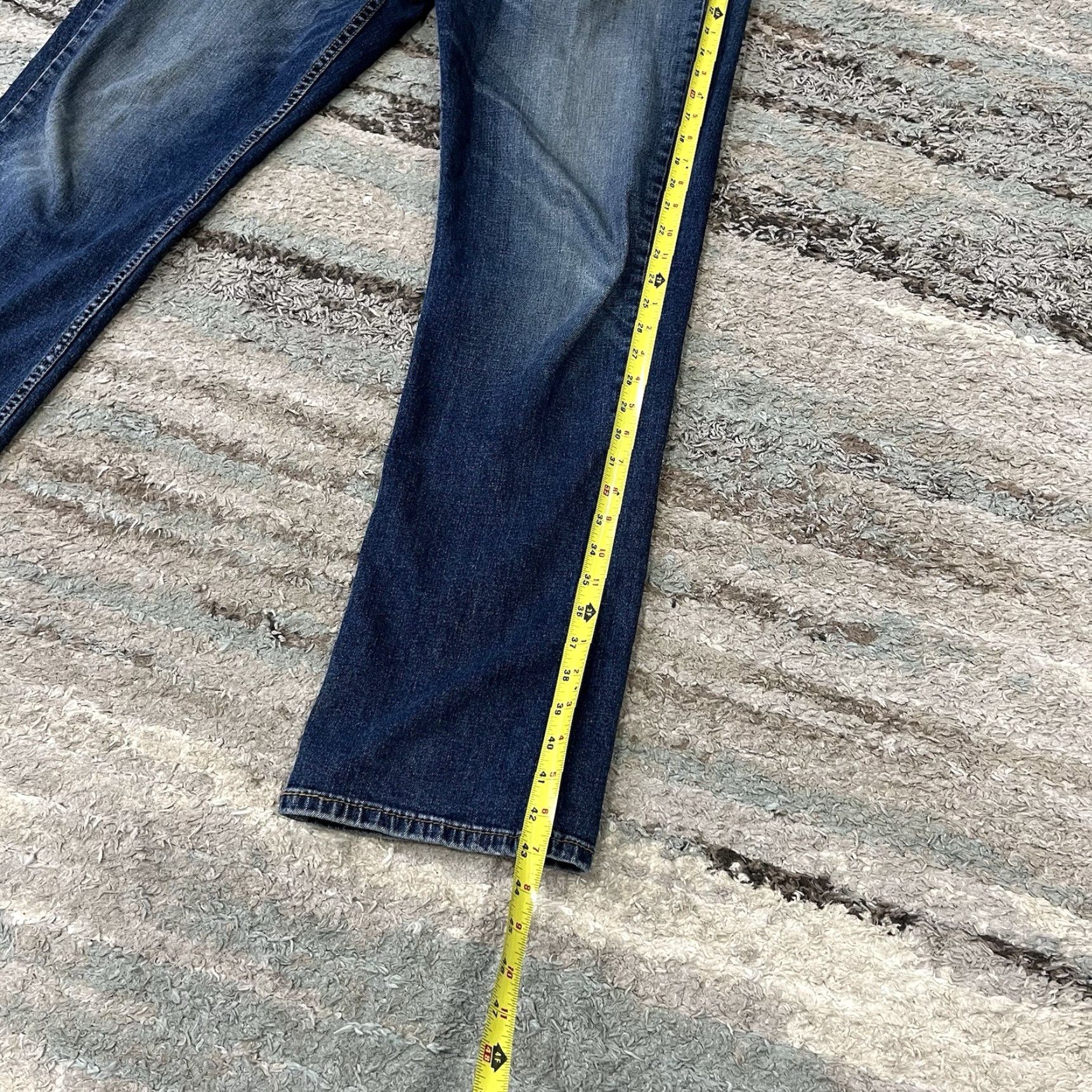 Levi's Levi's 514 Jeans Mens 38x32 Blue Denim Straight Regular 5-Pocket Medium Wash Size US 38 / EU 54 - 5 Thumbnail