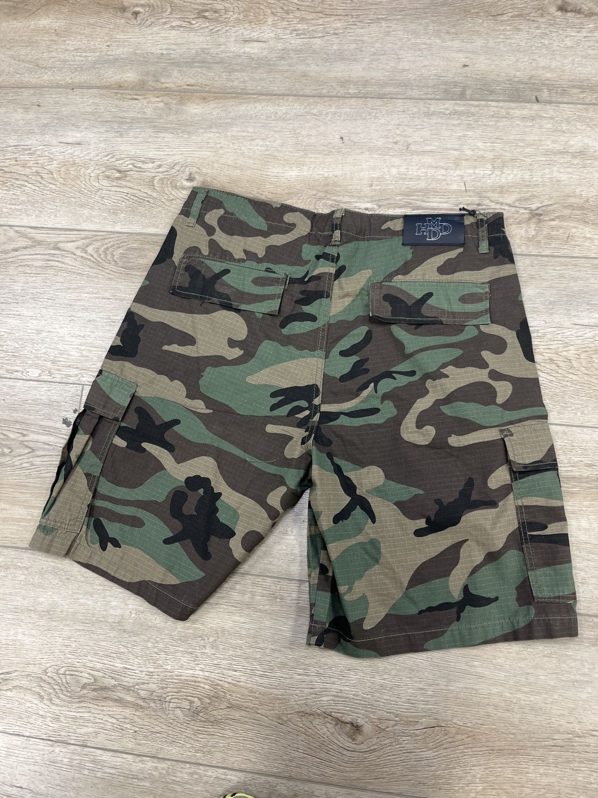 HMDD HMDD CAMO SHORT NEW Size US 34 / EU 50 - 2 Thumbnail