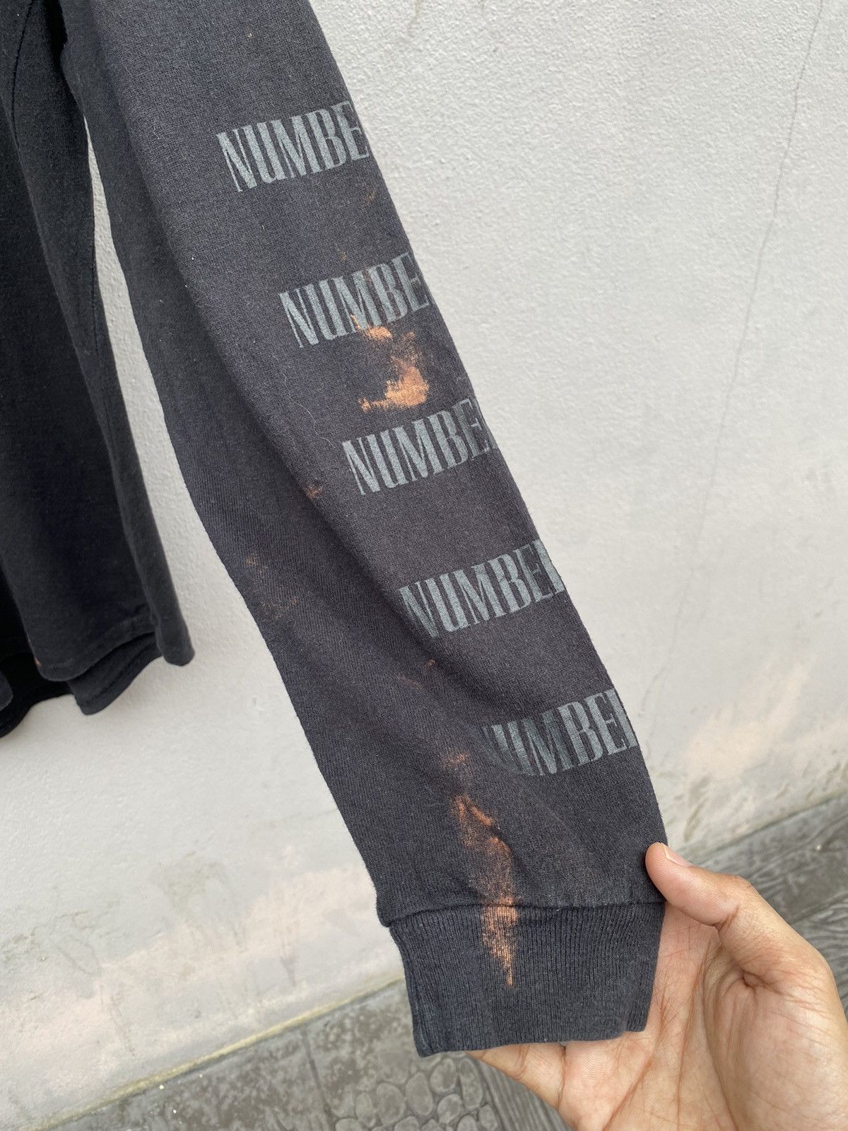 Number (N)ine Number (N)ine Distressed Longsleeve Tshirt Size US S / EU 44-46 / 1 - 4 Thumbnail