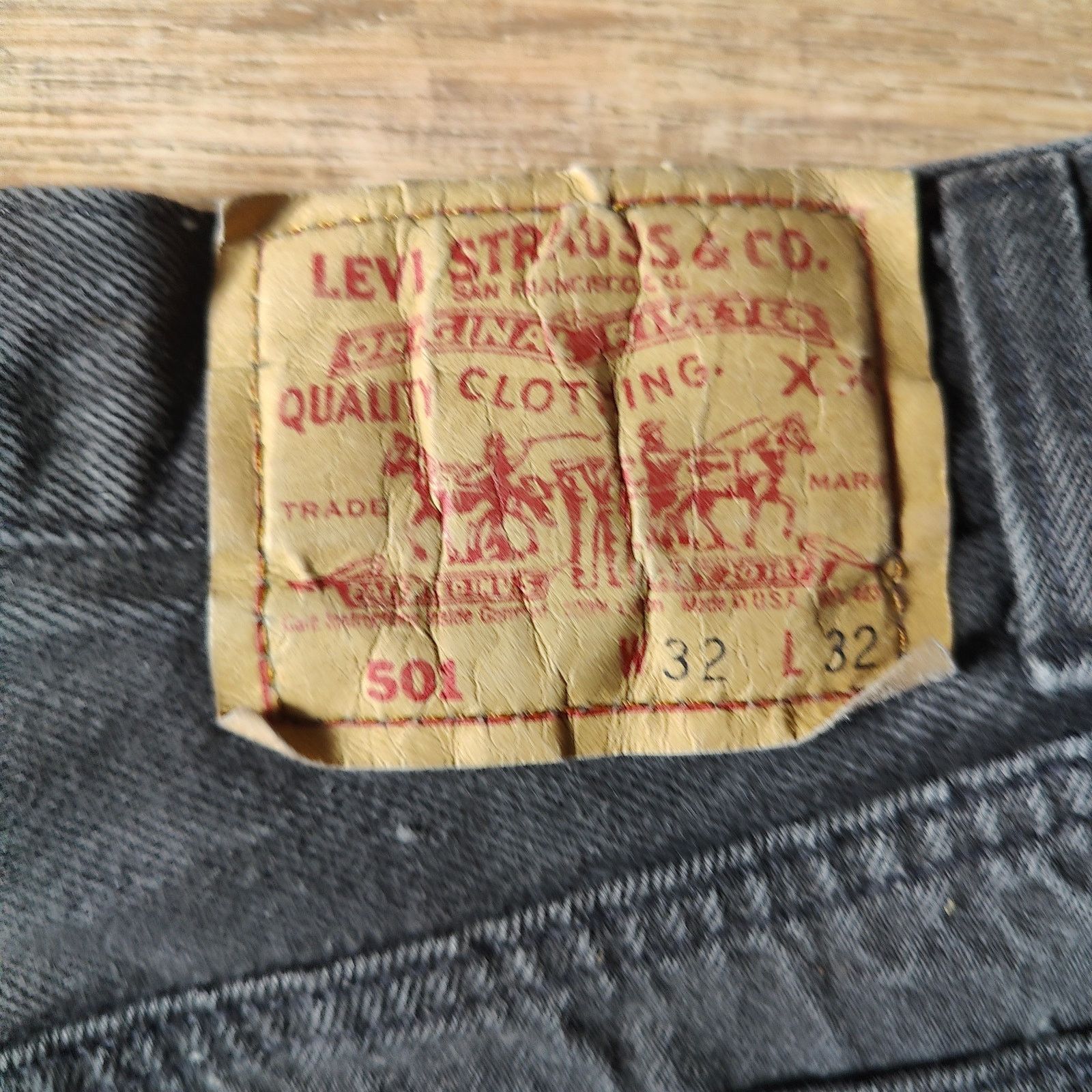 Levi's Vintage Levi's 501 Jean Shorts Womens 32 Black Wash Cut Offs Size 32" / US 10 / IT 46 - 10 Thumbnail