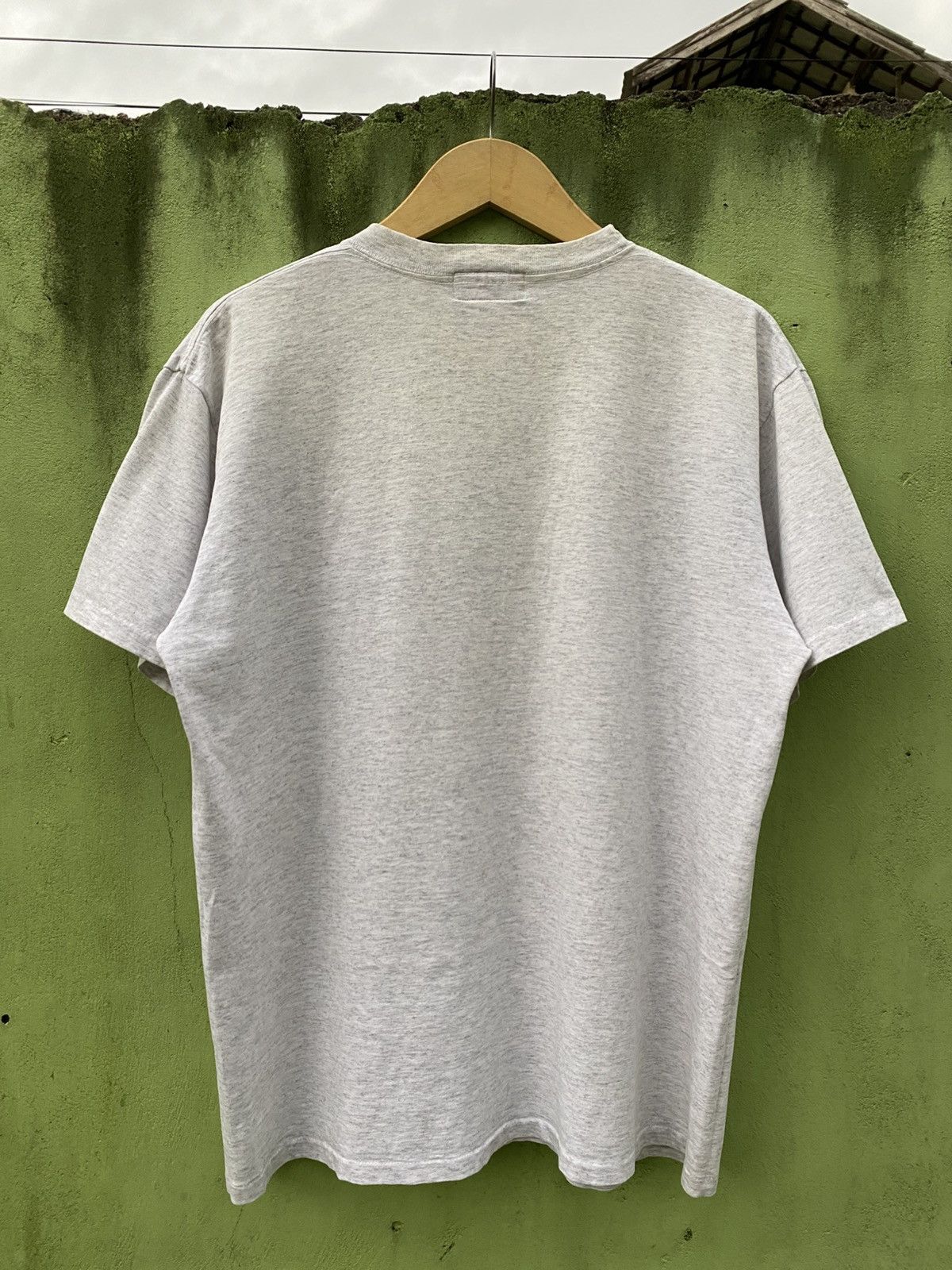Vintage Vintage Classic Disney Originals Mickey Mouse Grey Graphic Size US XL / EU 56 / 4 - 11 Thumbnail
