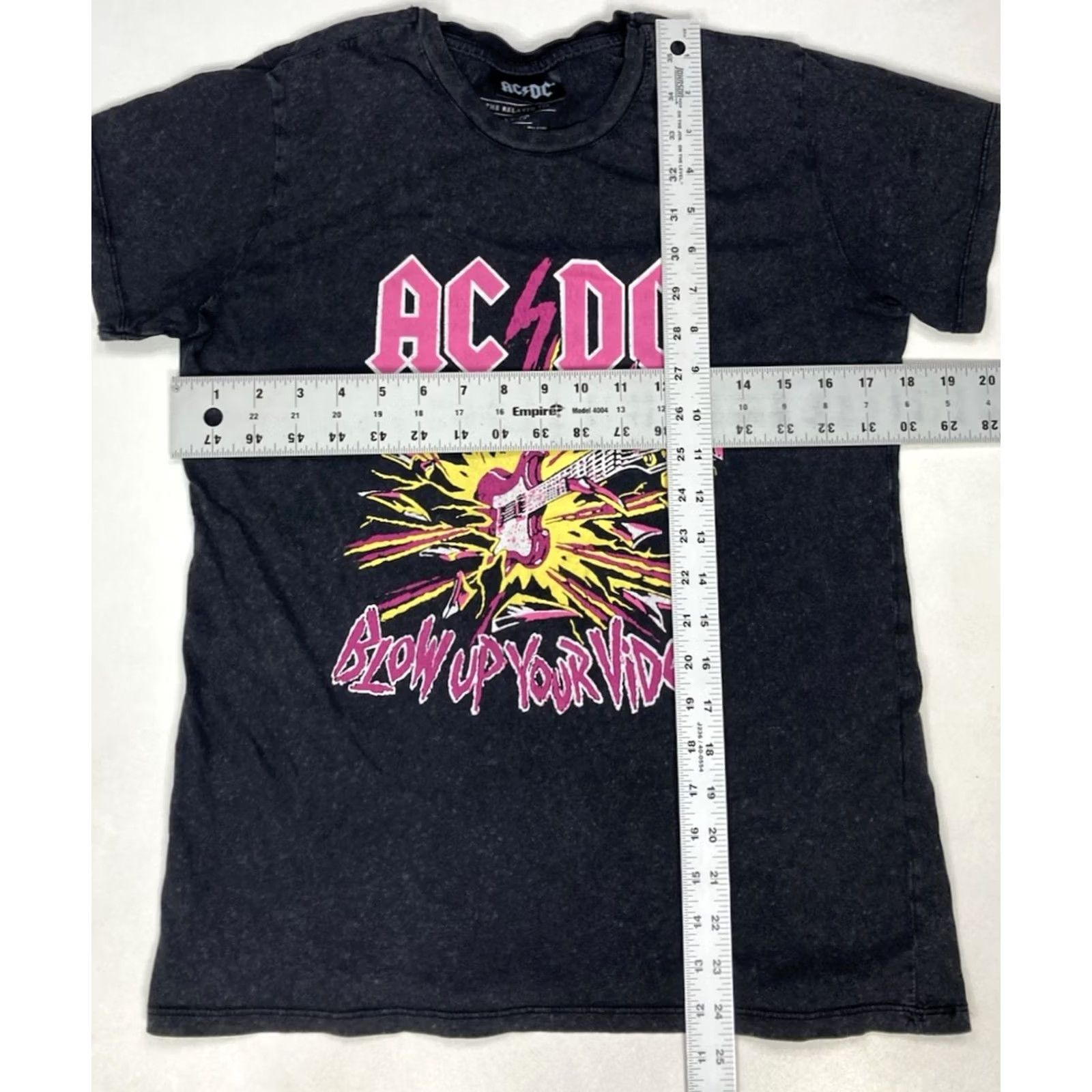 Vintage ACDC T-Shirt Women XS Black Wash Crew Neck Short Sleeve Pullover Graphic Rock Music Vintage Size XS / US 0-2 / IT 36-38 - 5 Thumbnail