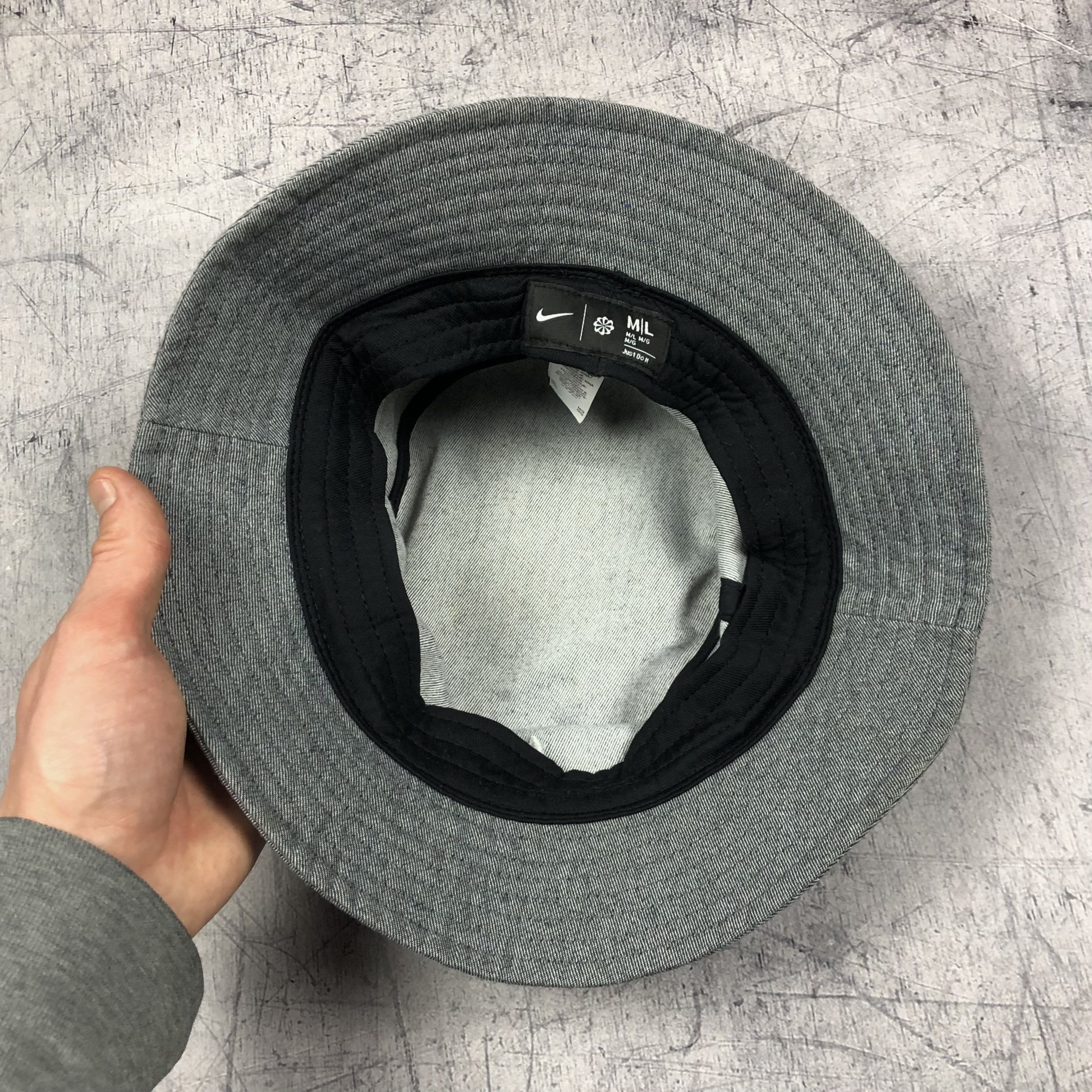 Nike Y2K Nike Swoosh Bucket Hat Cap Size ONE SIZE - 5 Thumbnail
