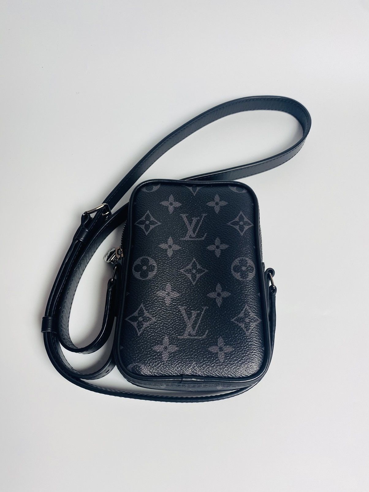 Louis Vuitton Louis Vuitton Monogram Eclipse Vroom Danube Bag Size ONE SIZE - 2 Thumbnail