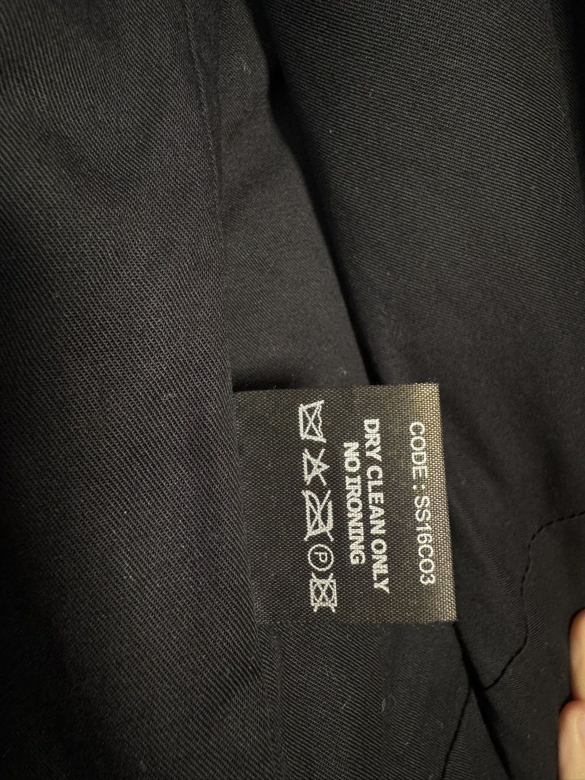 Vetements VETEMENTS long crepe coat HELLO BOYS ss2016, size S, NWT Size US S / EU 44-46 / 1 - 9 Thumbnail