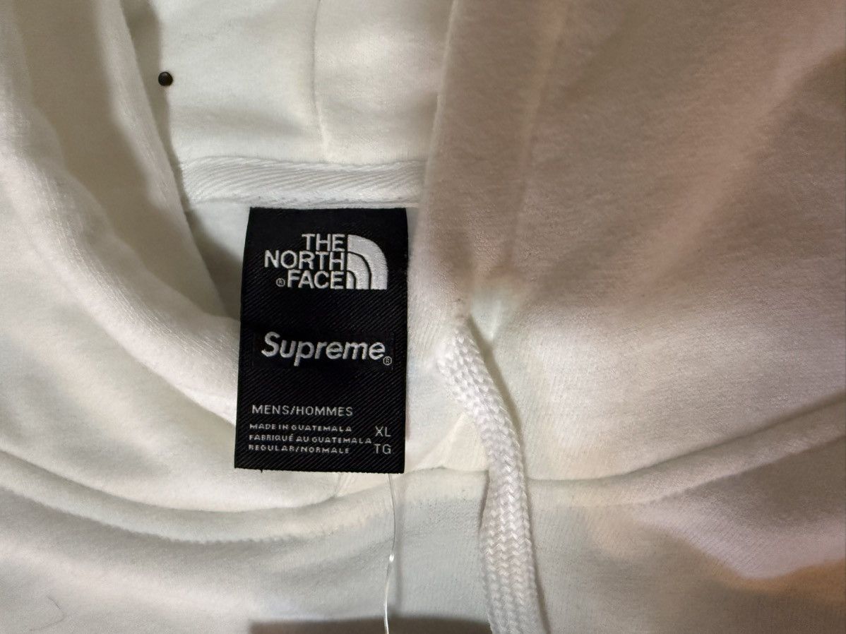 Supreme × The North Face SUPREME THE NORTH FACE LENTICULAR MOUNTAINS HOODIE Size US XL / EU 56 / 4 - 5 Thumbnail