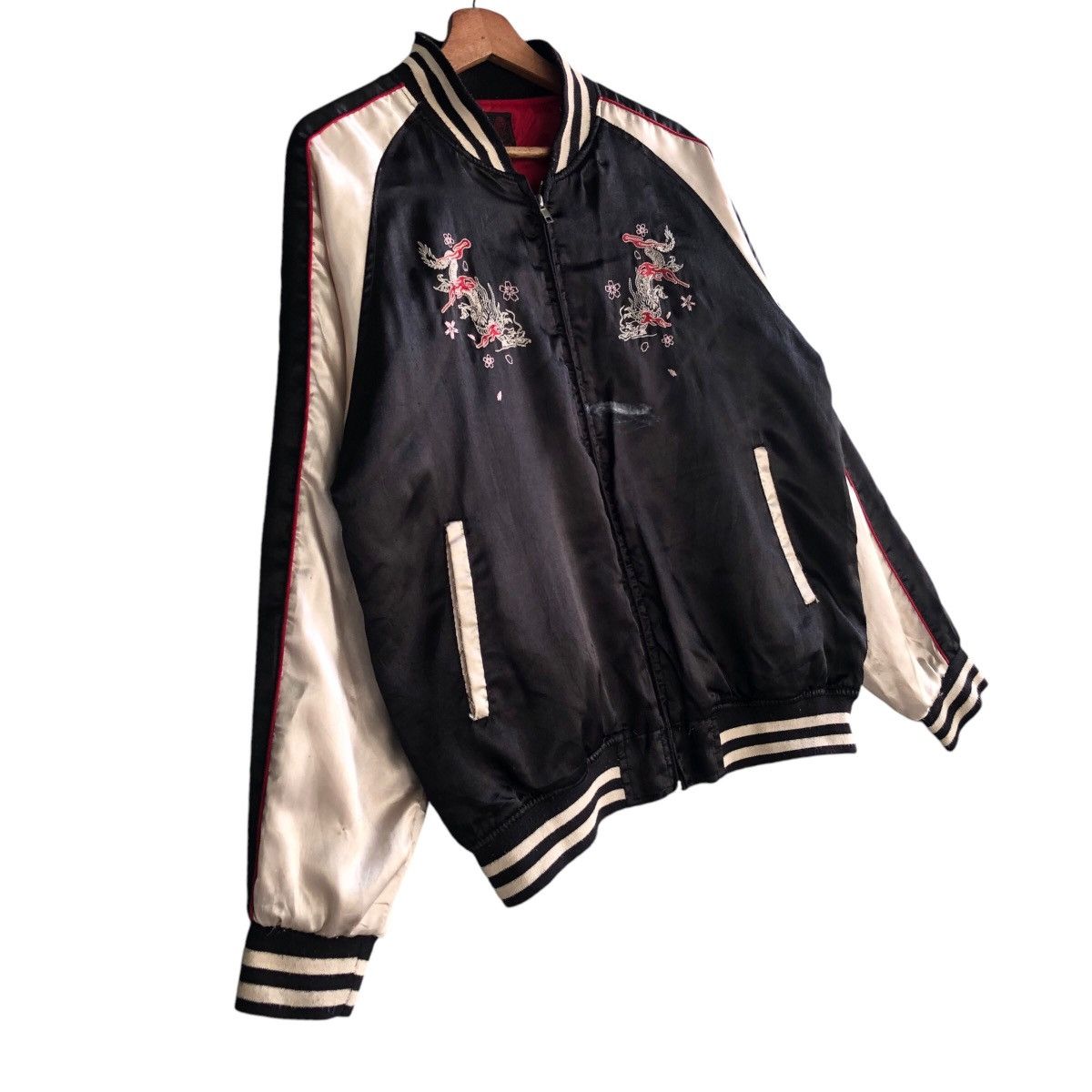 Japanese Brand × Vintage Sukajan Black Beige Vintage Embroidered Jacket Size L Size US L / EU 52-54 / 3 - 4 Thumbnail
