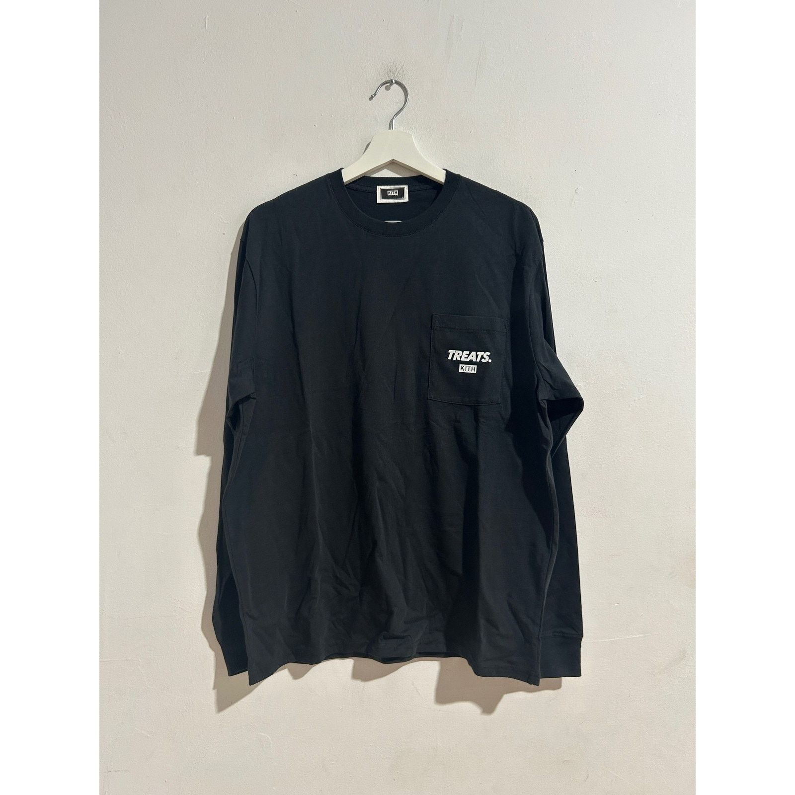 Kith KITH TREATS LONG SLEEVE POCKET TEE 'BLACK' SIZE MEDIUM NEW Size US M / EU 48-50 / 2 - 1 Thumbnail
