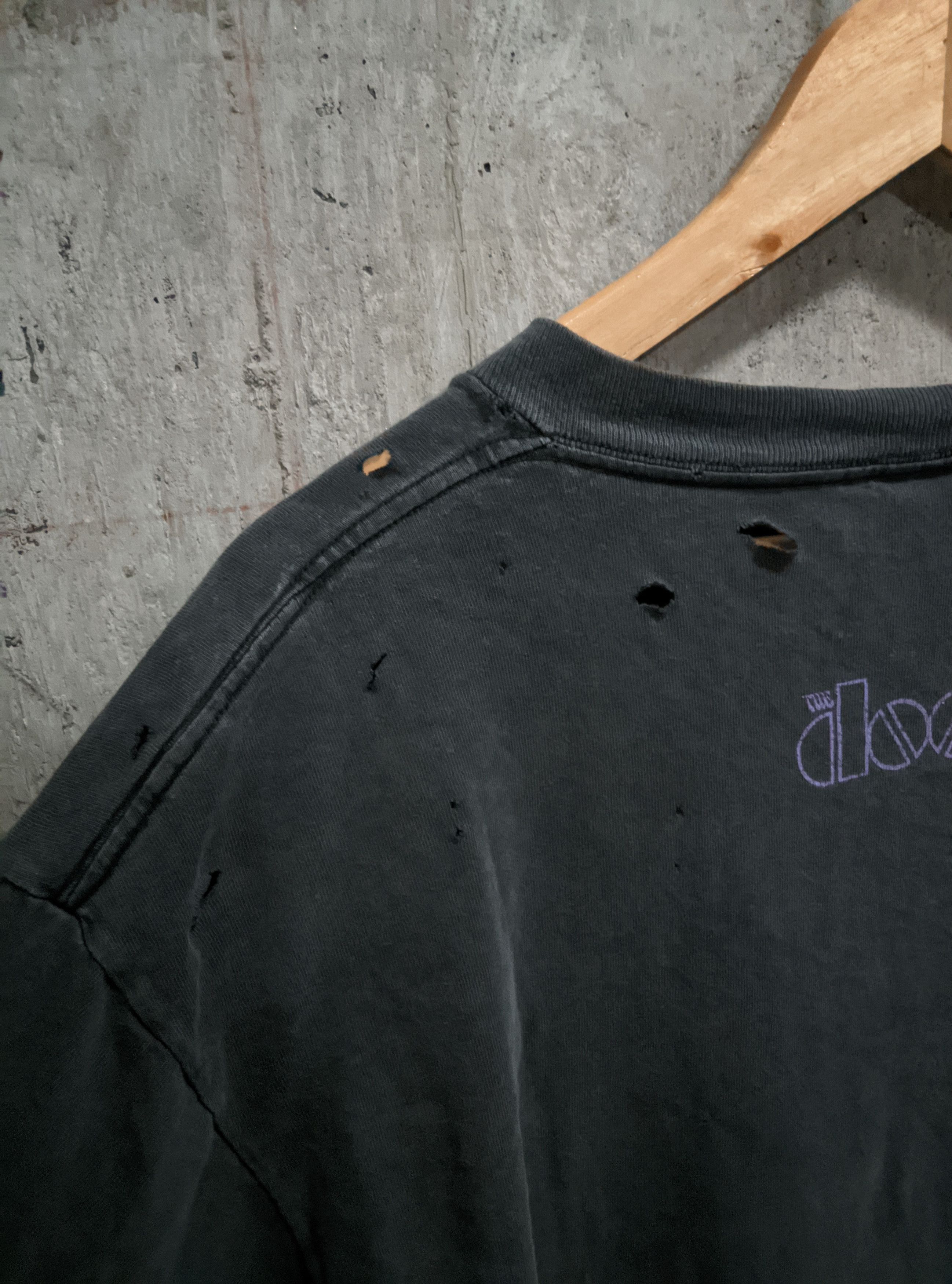 Band Tees Vintage 1998 the Doors distressed sun faded erd t shirt Size US L / EU 52-54 / 3 - 10 Thumbnail