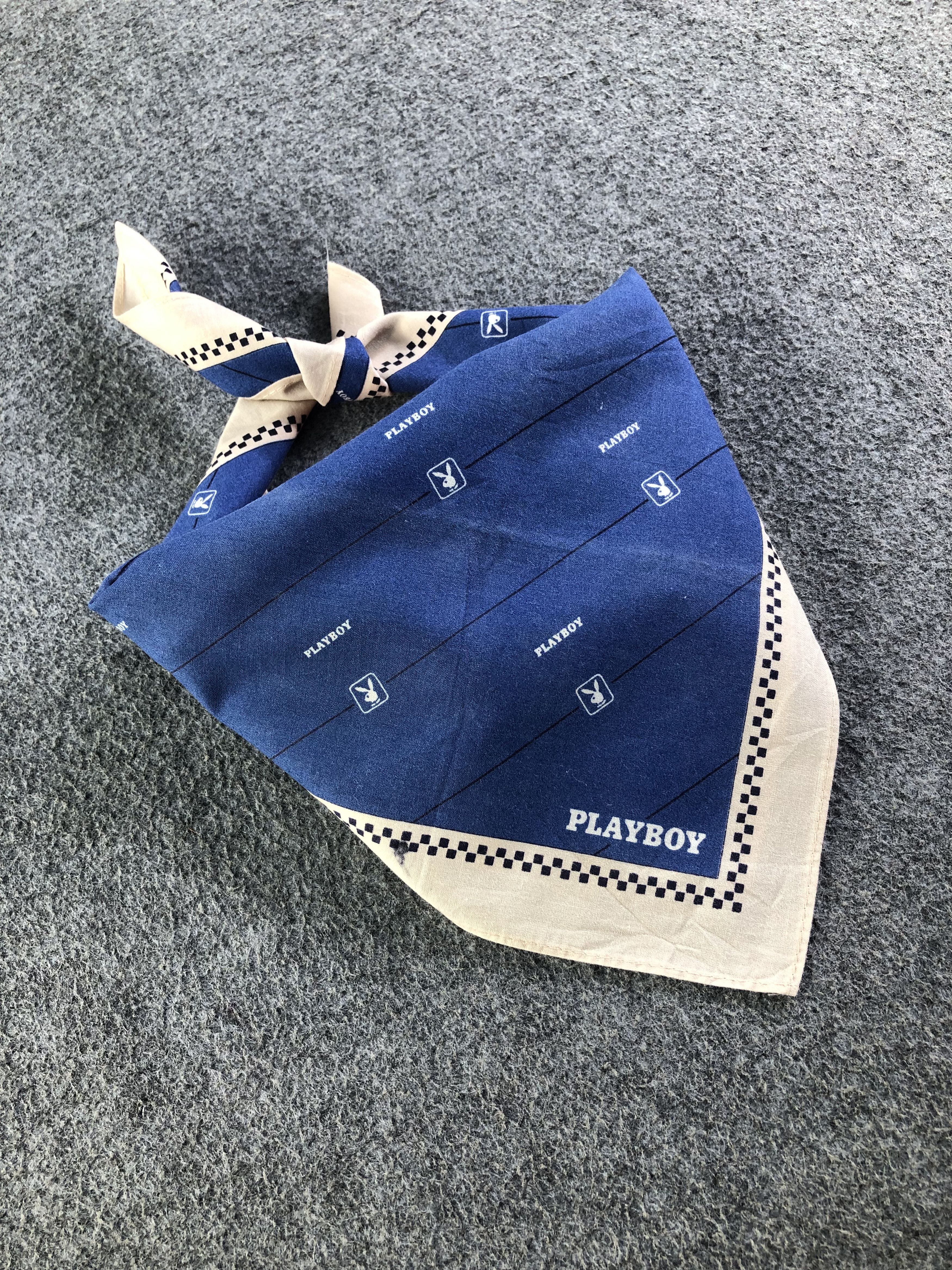 Playboy Playboy Handkerchief / Bandana / Neckerchief C366 Size ONE SIZE - 2 Thumbnail