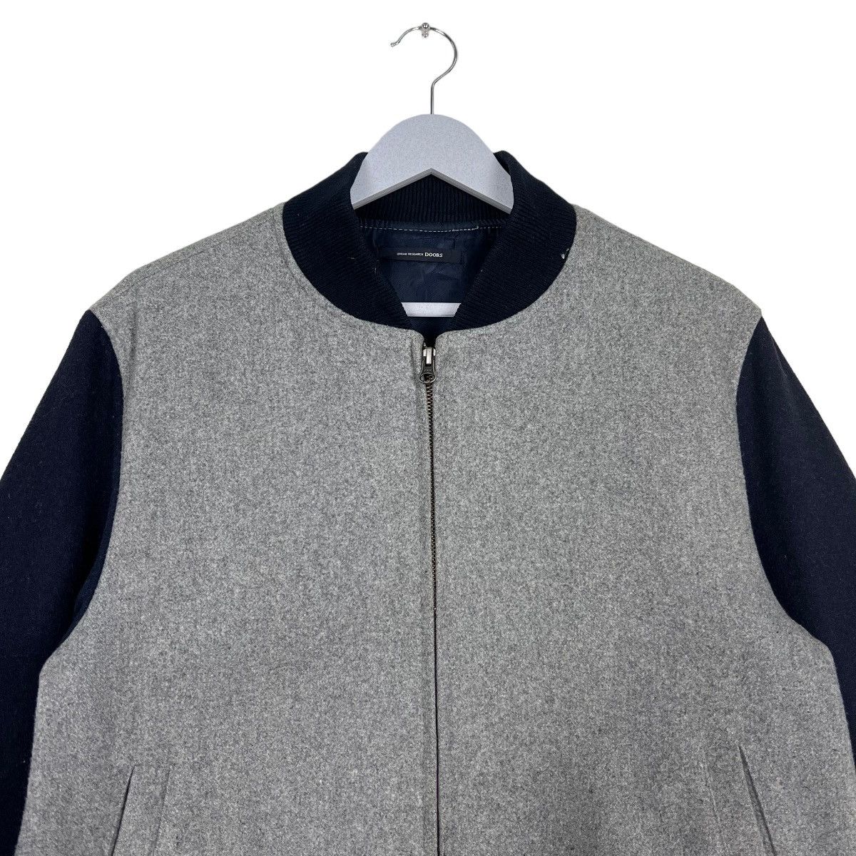URBAN RESEARCH DOORS 🔥 URBAN RESEARCH DOOR VARSITY BOMBER JACKET Size US M / EU 48-50 / 2 - 3 Thumbnail