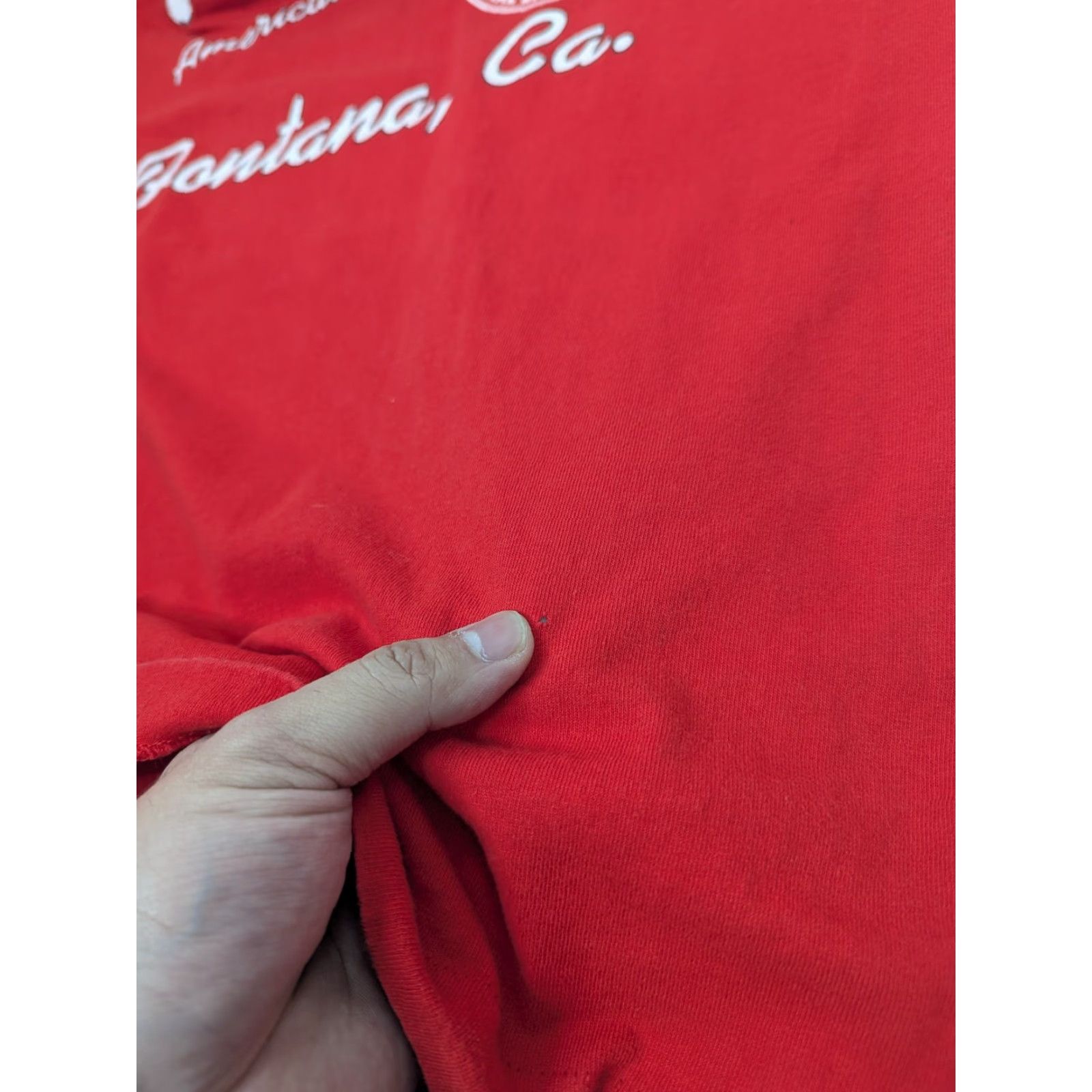 Fruit Of The Loom VINTAGE The Secret is Out! Fontana CA Red Single Stitch T Shirt Large Nike? Size US L / EU 52-54 / 3 - 4 Thumbnail