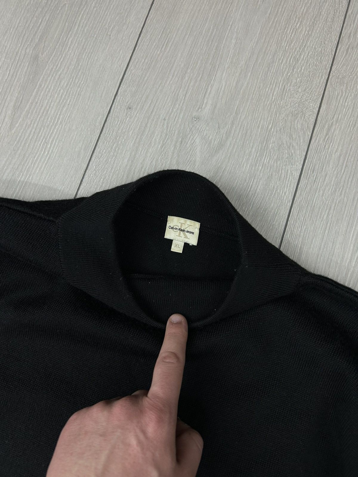 Calvin Klein × Vintage Calvin Klein Vintage Black Sweater Merino Wool Size XL Size US XL / EU 56 / 4 - 4 Thumbnail