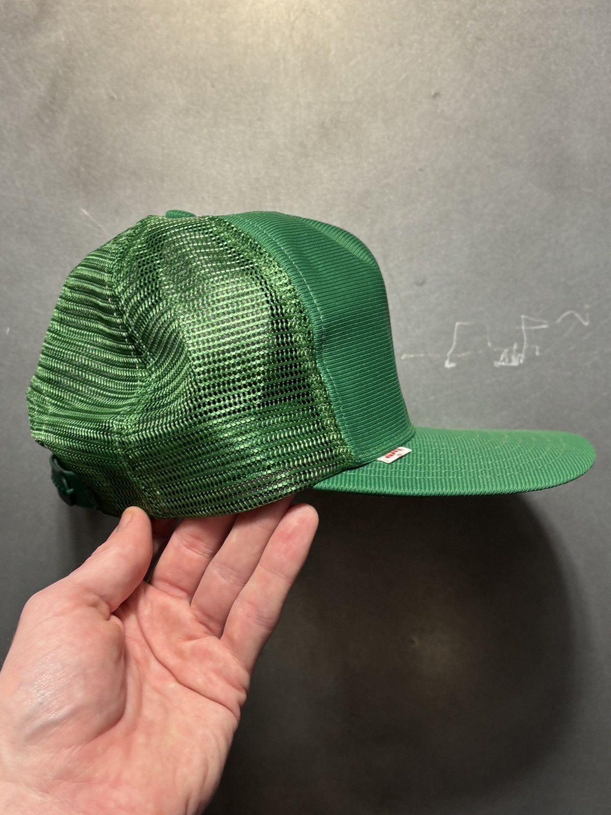 Levi's Vintage Levi's Big E Trucker Hat White Tab Red Lettering 70s Size ONE SIZE - 15 Thumbnail