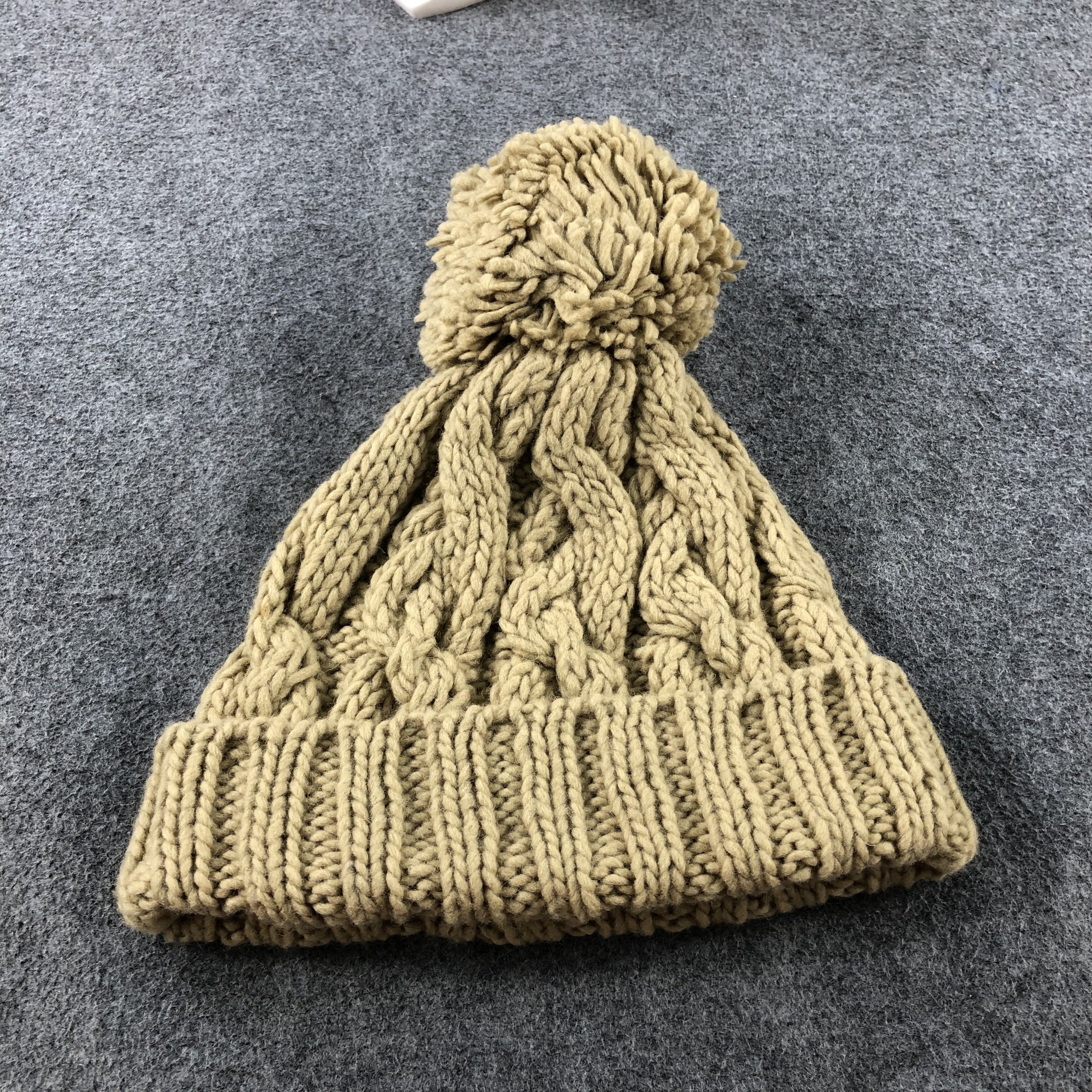 Japanese Brand Unknown Cable Knit Bobble Beanie Snowcap Snow Hat B455 Size ONE SIZE - 3 Thumbnail