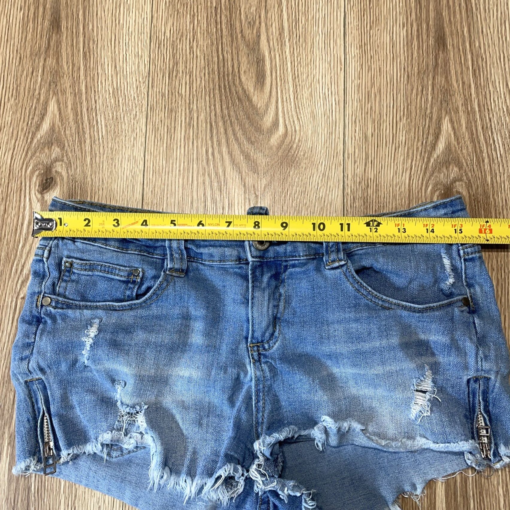 Vintage VINTAGE UNIONBAY Womens Cut-Off Shorts Size 9 Blue Distressed Zip Side Size 30" / US 8 / IT 44 - 3 Thumbnail
