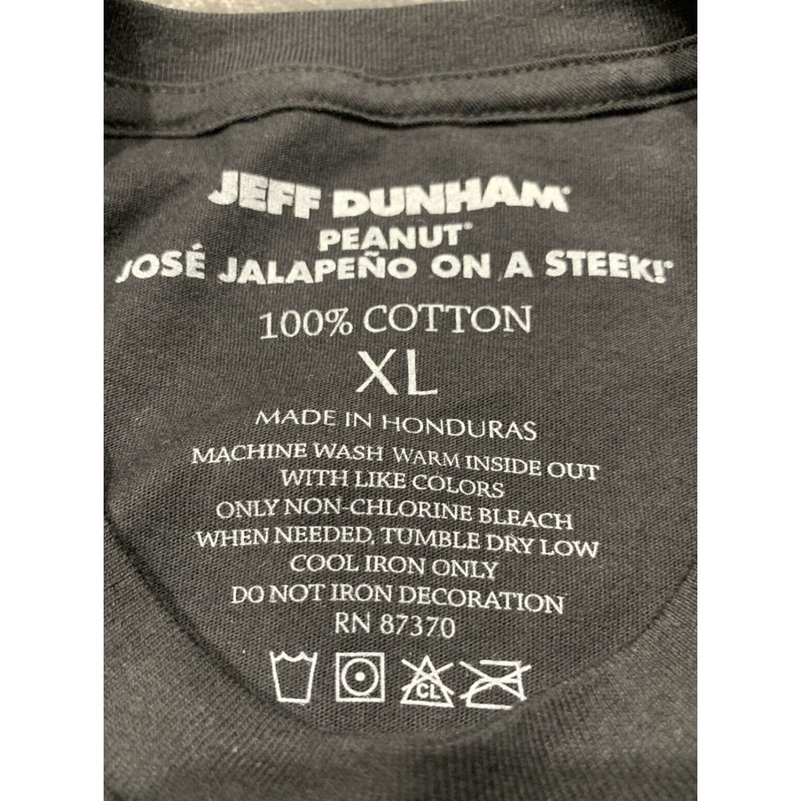 Gildan VINTAGE Gildan Jeff Dunham Graphic T-Shirt Mens Large Black Peanut Jose Jalapeno Mens Size US XL / EU 56 / 4 - 5 Thumbnail
