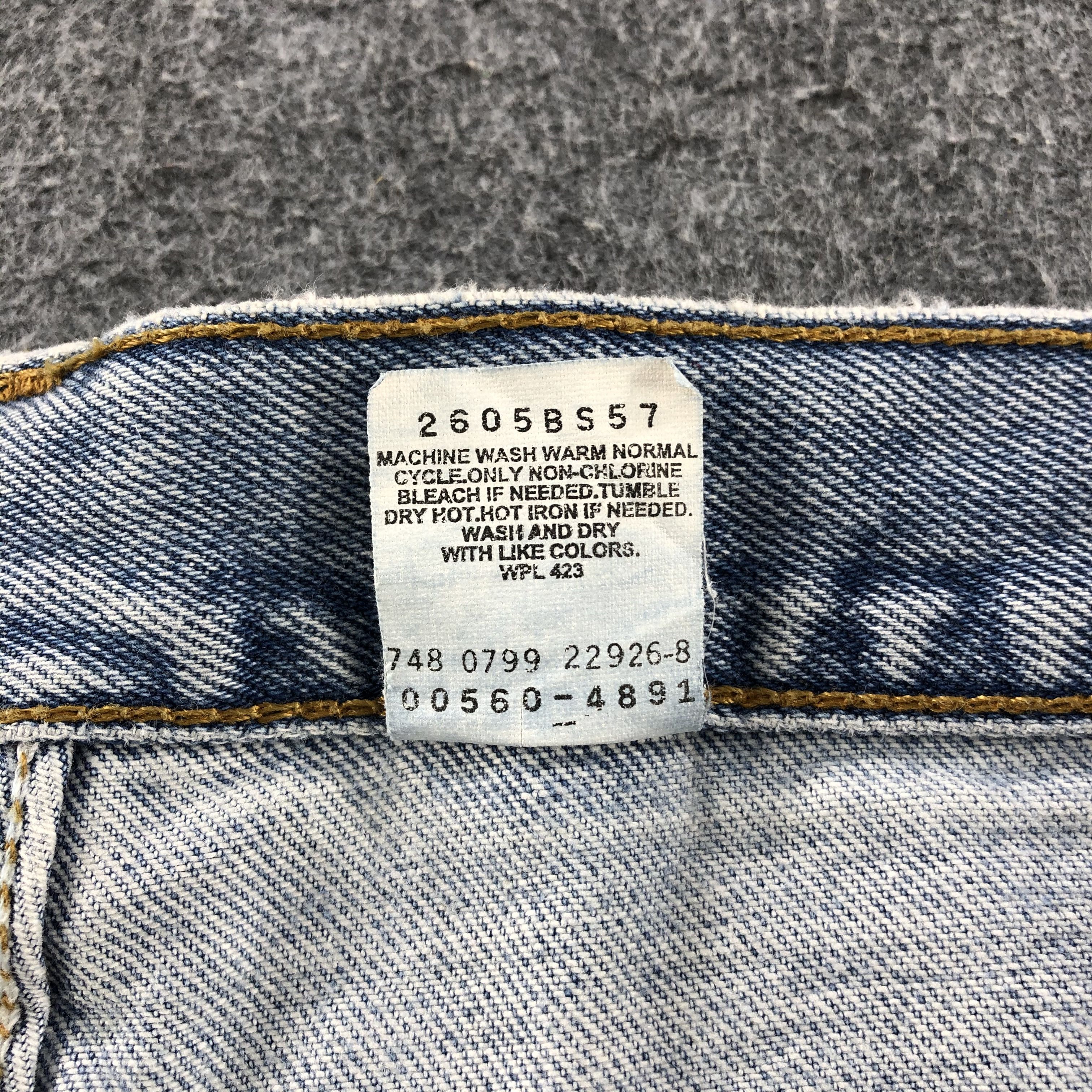 Levi's Vintage 90s Light Wash Levis 560 Jeans-J1239 Size US 35 - 12 Thumbnail