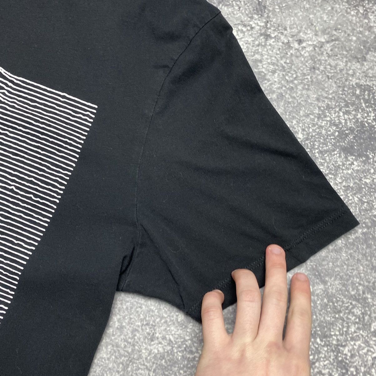Band Tees × Vintage Vintage JoyDivision Unknown Pleasures 2017 Band rare tee Size US L / EU 52-54 / 3 - 9 Thumbnail