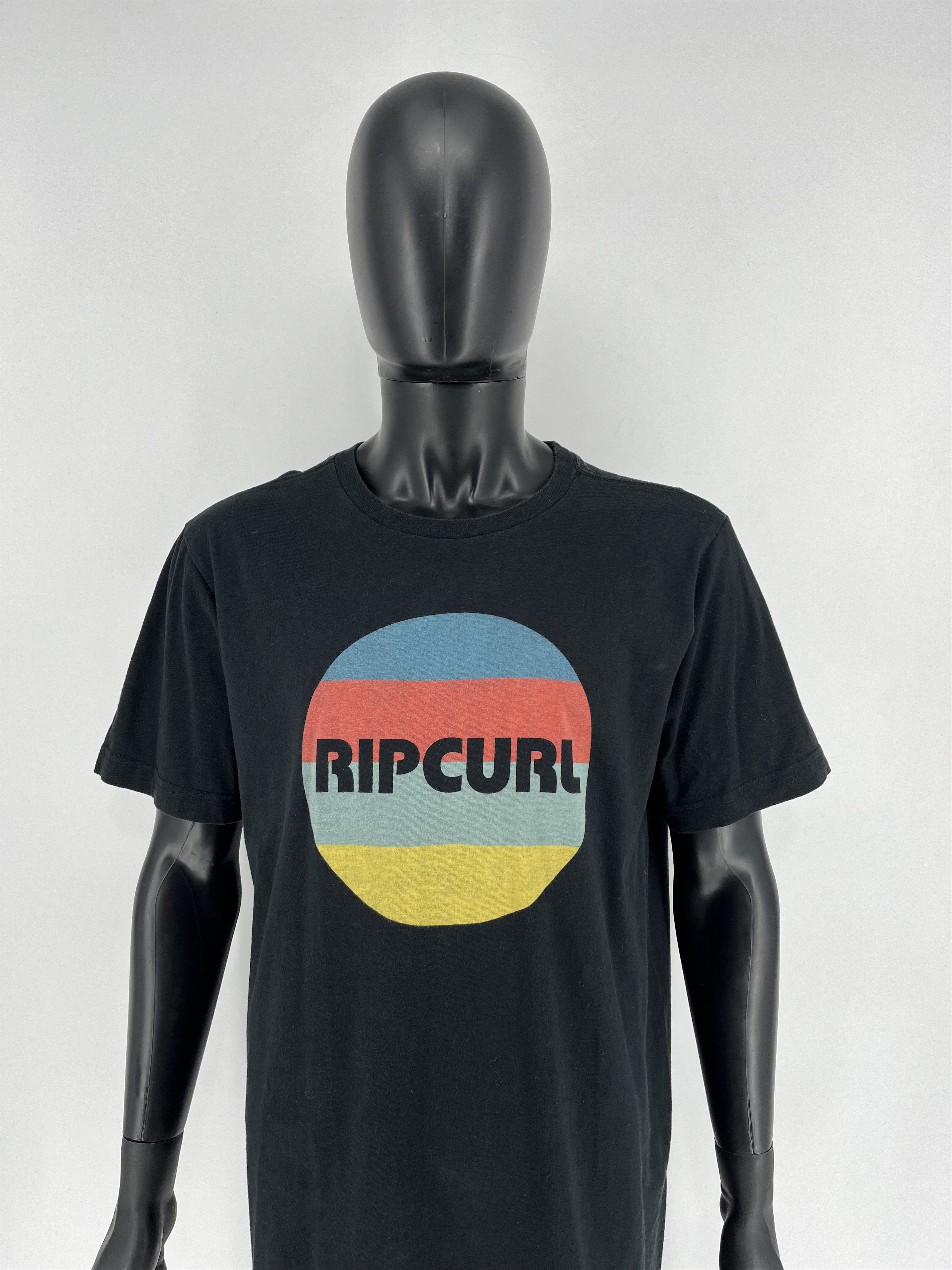 Rip Curl Y2K Vintage Rip Curl Surfing Australian Sun T-Shirt Size US L / EU 52-54 / 3 - 1 Thumbnail
