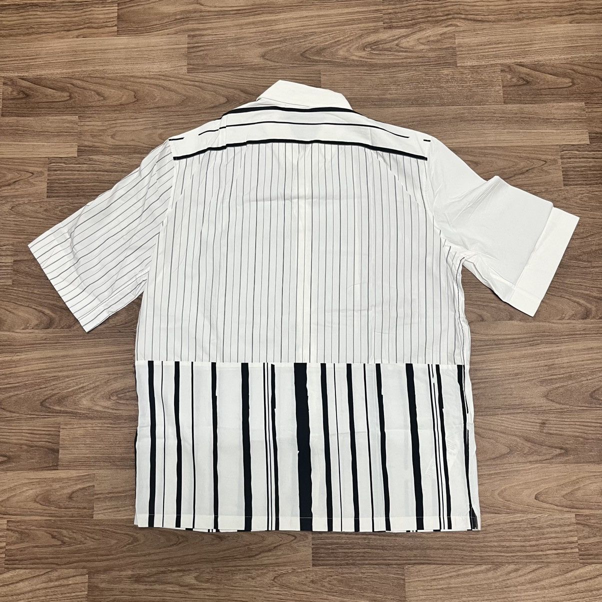Neil Barrett Neil Barret Open Collar Short Sleeve Shirt Size US XL / EU 56 / 4 - 3 Thumbnail