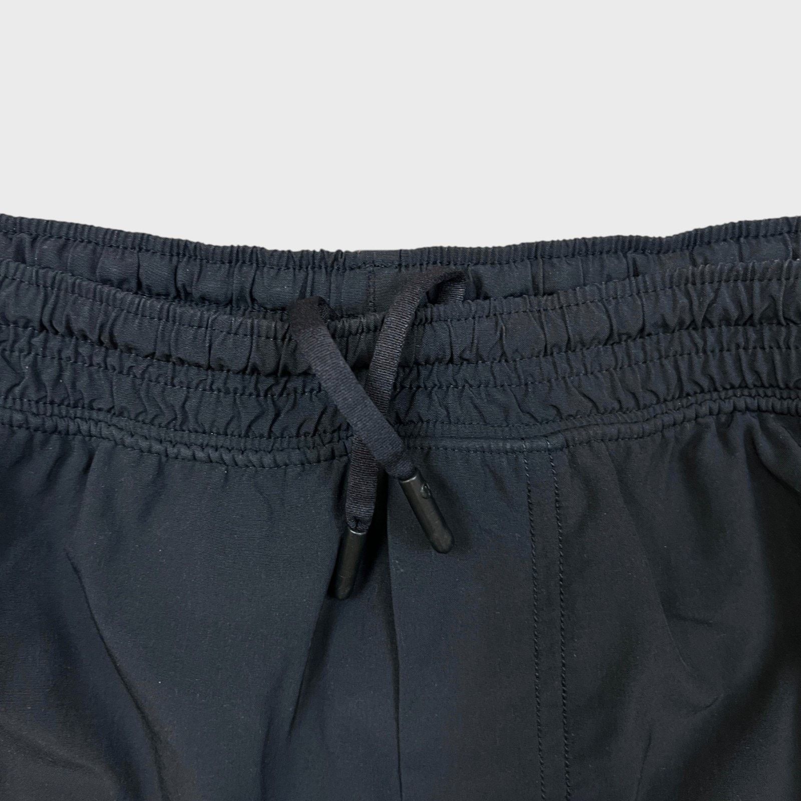 Lululemon Lululemon Shorts Large Athletic Sportswear Pocketed Lined Size US 30 / EU 46 - 2 Thumbnail