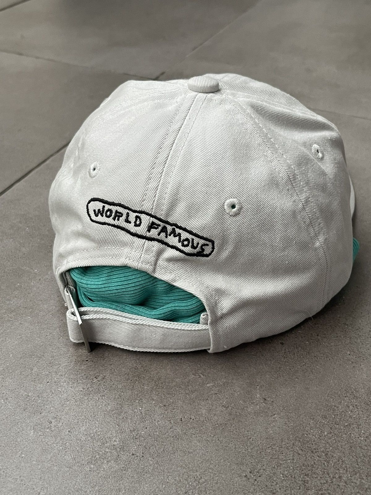 Etudes !DS! SS23 Etudes X Jean Michel Basquiat Booster Cream Cap Size ONE SIZE - 8 Thumbnail