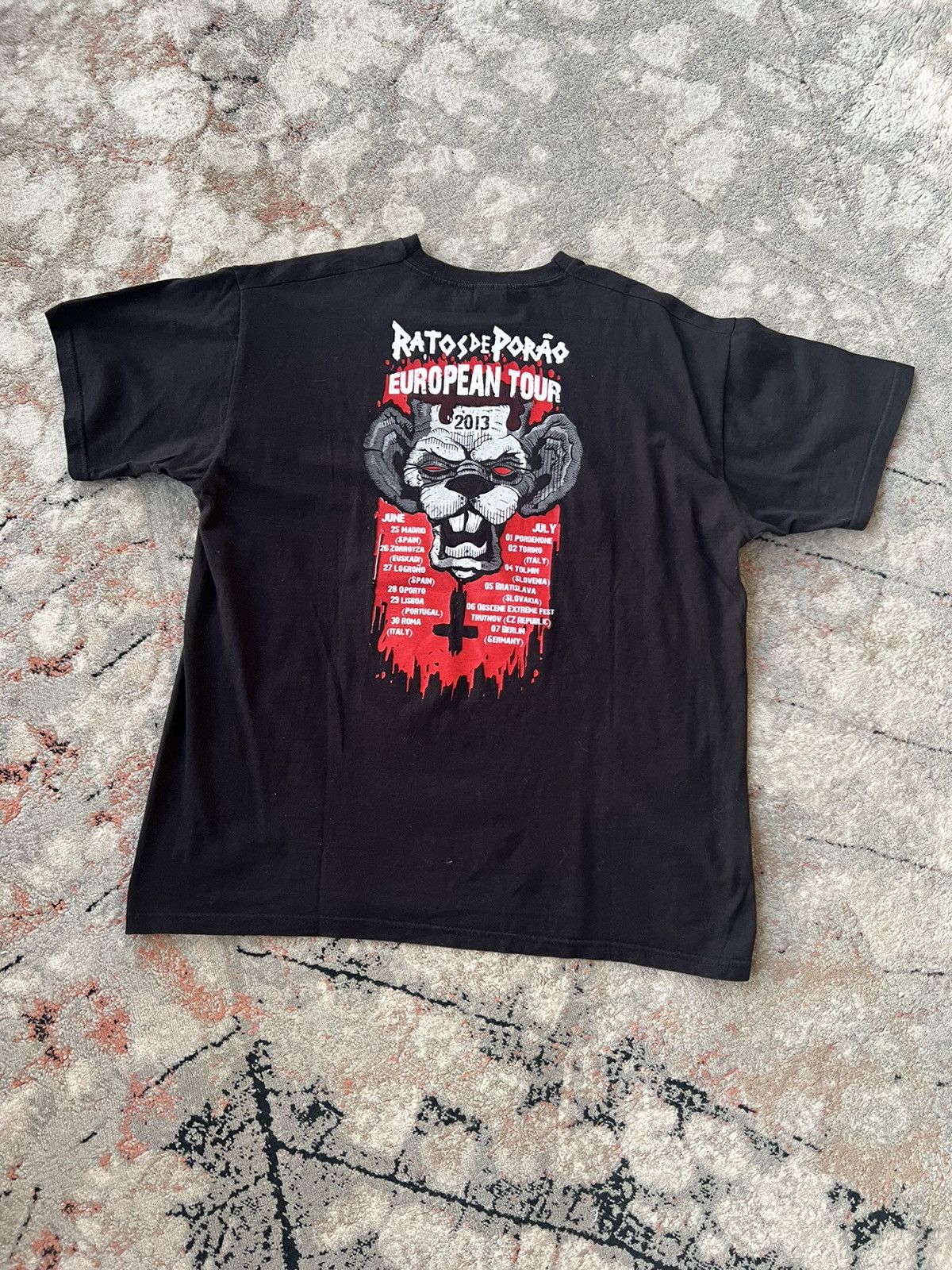 Band Tees Ratos de Porao European Tour 2013 Tee Size US L / EU 52-54 / 3 - 4 Thumbnail