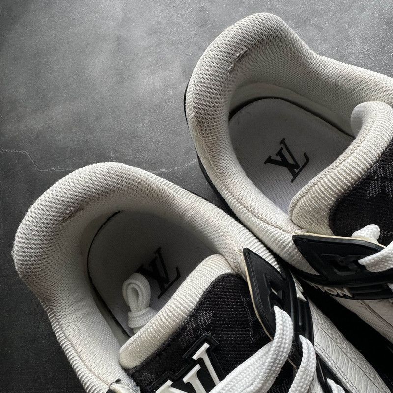 Louis Vuitton Louis Vuitton Trainer Panda Low-Top Sneakers -2508 Size US 7.5 / EU 40-41 - 8 Thumbnail
