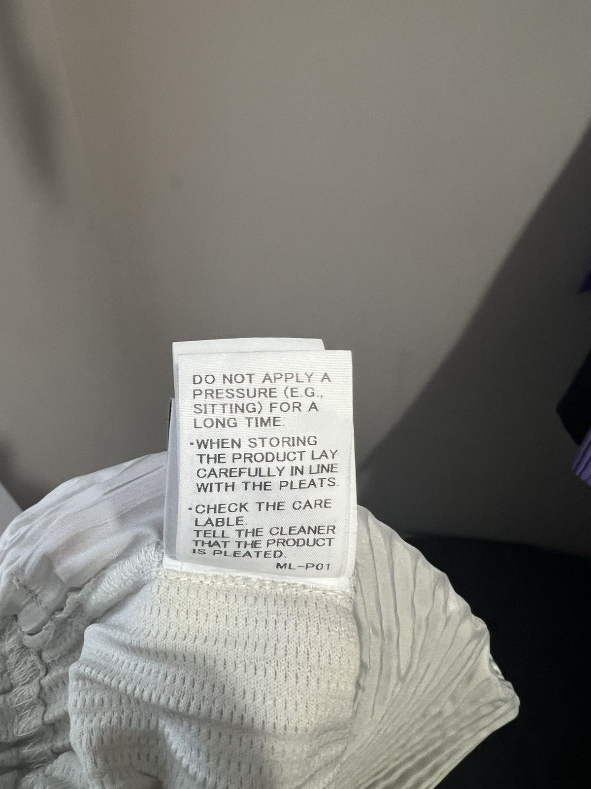 Homme Plisse Issey Miyake Home Plisse Light Grey-white pants Size US 40 / EU 56 - 6 Thumbnail