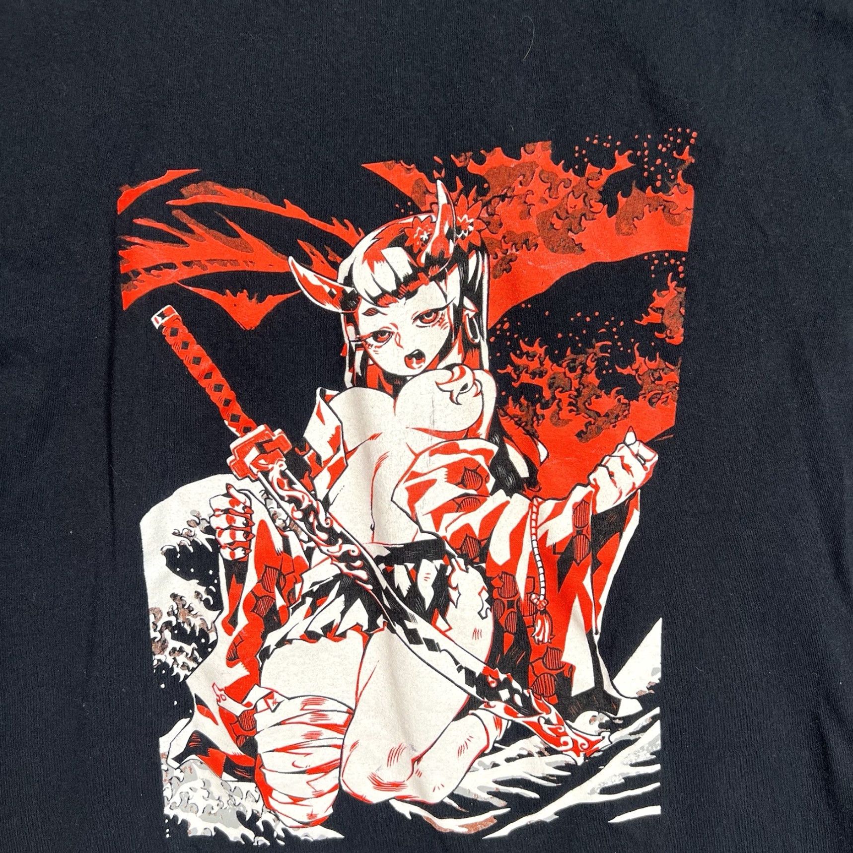 Vintage VINTAGE Anime Female Body Slayer T-Shirt Mens Adult Medium Black Size US M / EU 48-50 / 2 - 2 Thumbnail