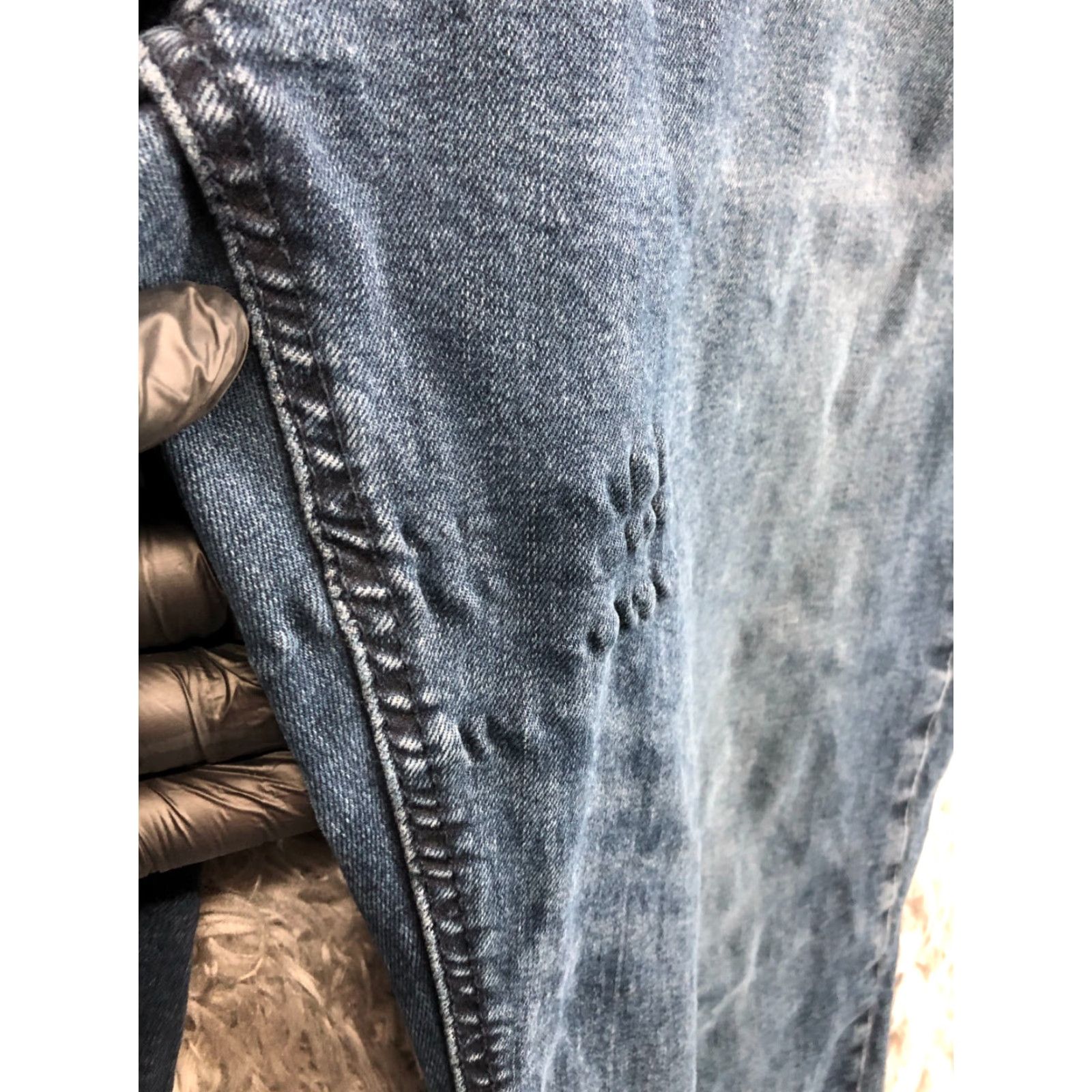 Levi's Levi's 540 Straight Jeans Mens 39x32 Mid Rise Medium Blue Denim Regular Waist 5-Pocket Style Jeans Size US 39 - 5 Thumbnail