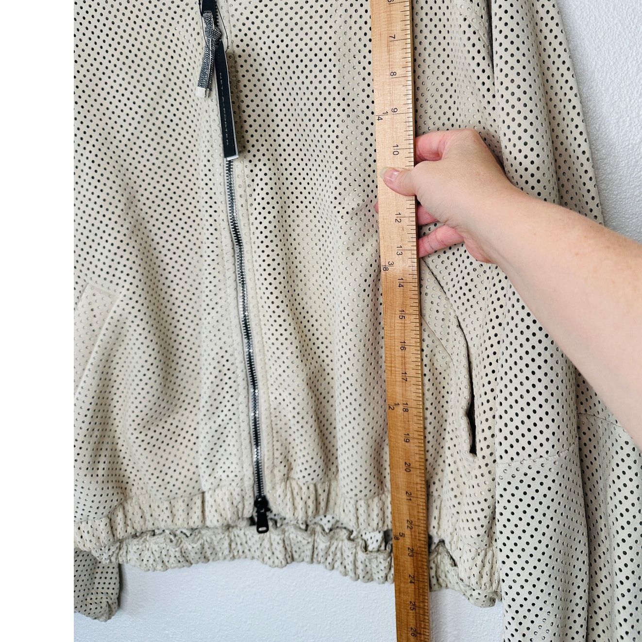 Brunello Cucinelli NWT Brunello Cucinelli Tan Laser Cut Leather Bomber 48 / XL Size XL / US 12-14 / IT 48-50 - 19 Thumbnail