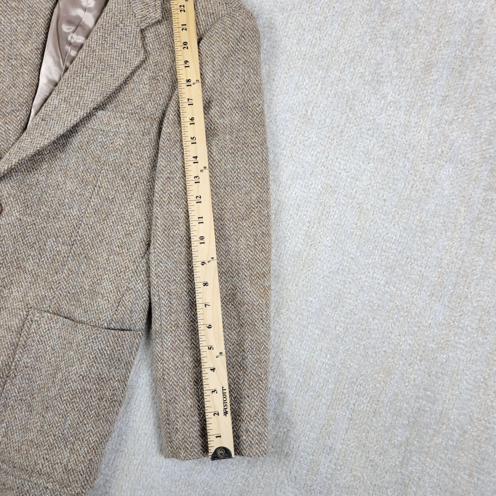 Harris Tweed VTG Harris Tweed Blazer Jacket Mens 38 Beige Herringbone Wool Lined 80s Vintage Classic Wedding Notch Single-Breasted Two-Button Size 38R - 7 Thumbnail