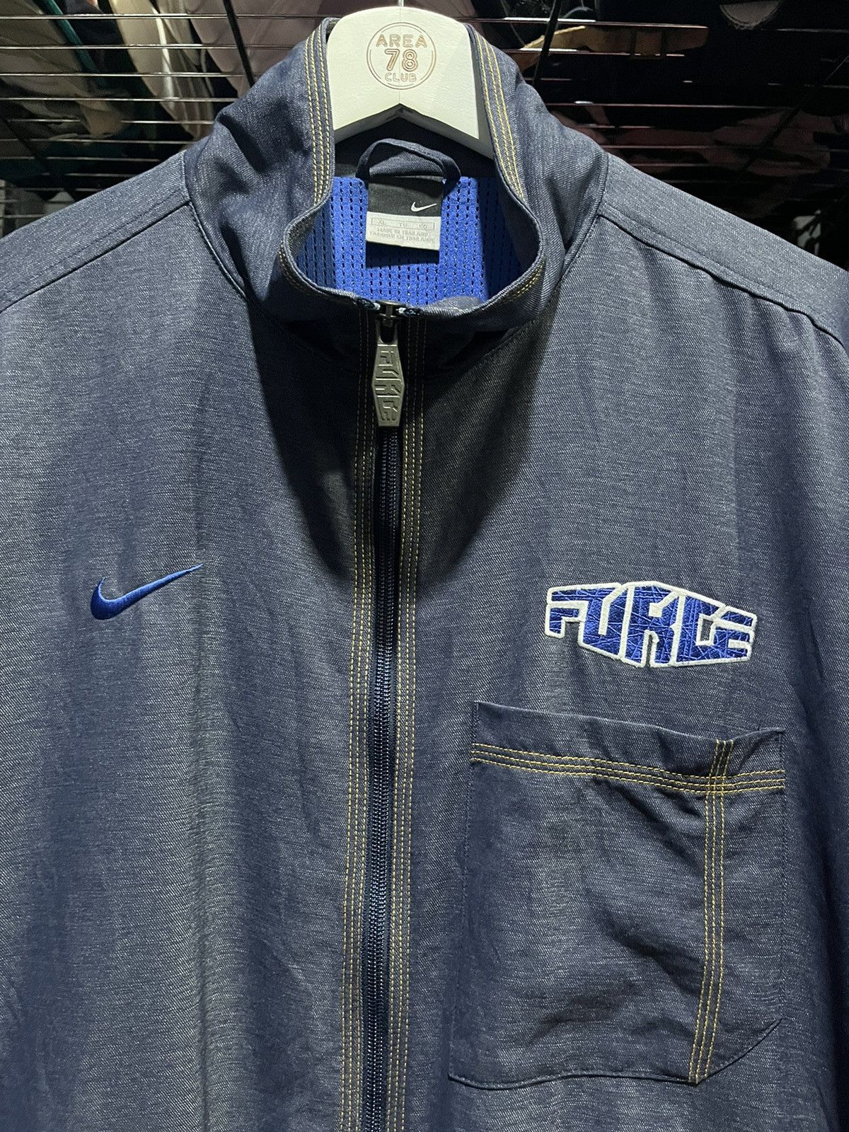 Nike Nike Force Basketball Swoosh Jacket 2004s Size US XL / EU 56 / 4 - 3 Thumbnail