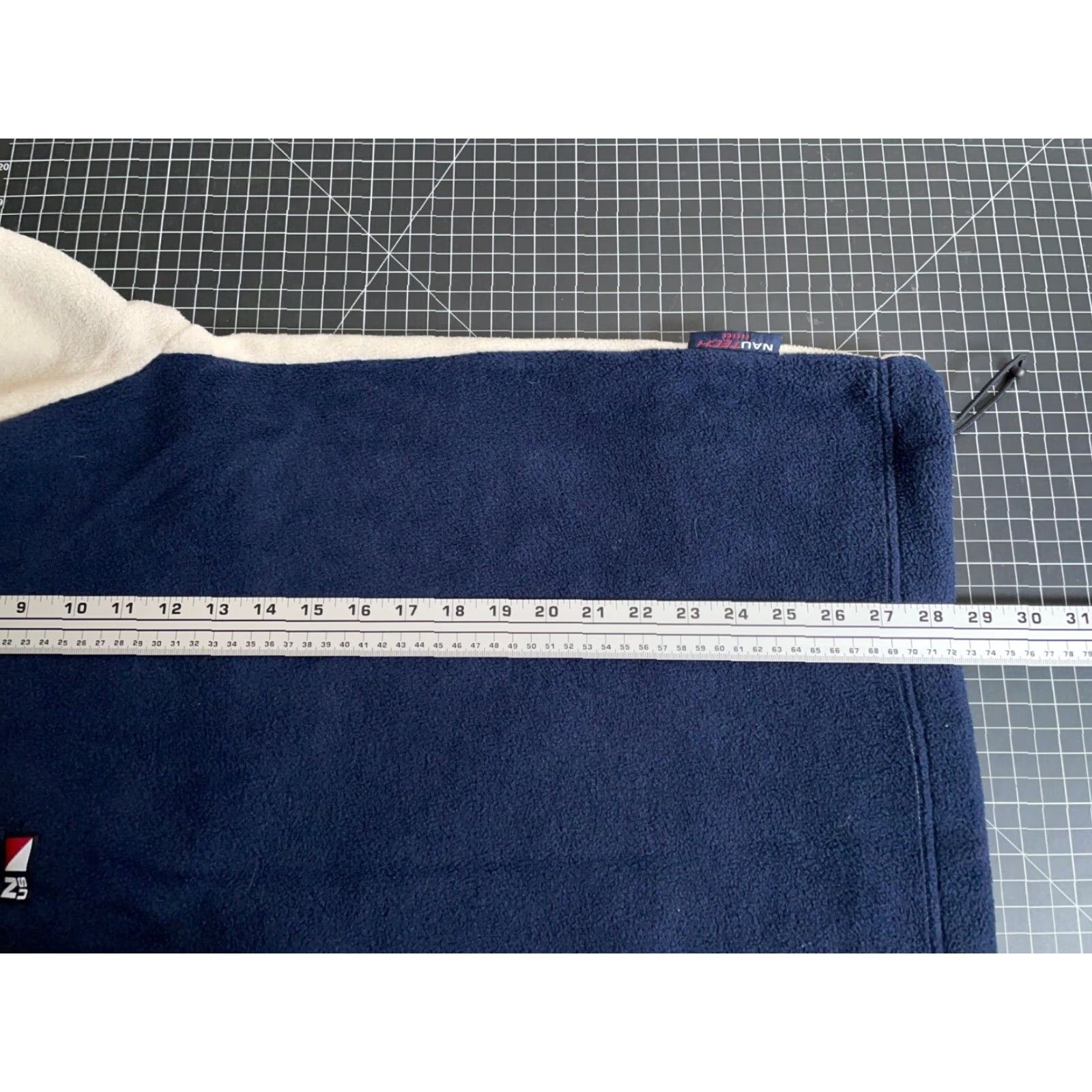 Nautica VTG Nautica 1/4 Zip Fleece Pullover Adult Small Dark Blue Cream Oversized USA Size US S / EU 44-46 / 1 - 6 Thumbnail