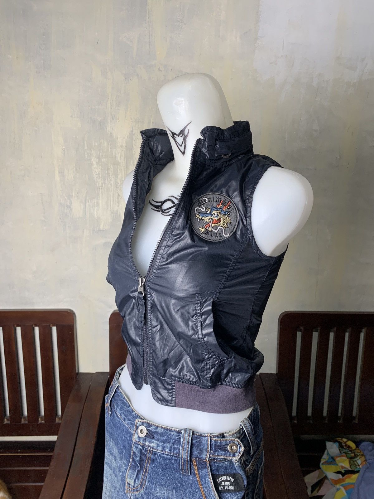 Japanese Brand y2k Denim Bar Black Petite Dragon Embroidered Graphic Vest Size XXS / US 00 / IT 34 - 3 Thumbnail
