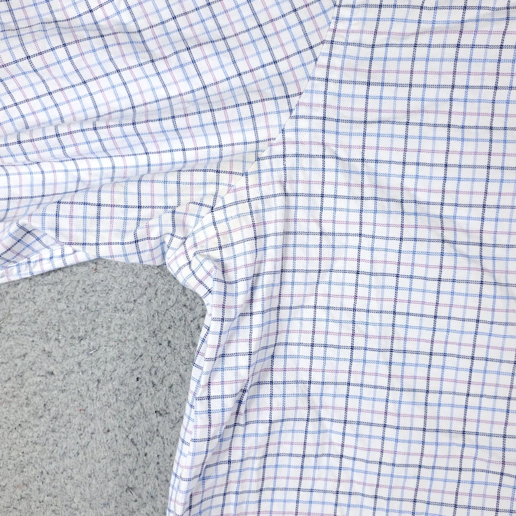 Tommy Hilfiger Tommy Hilfiger Button-Up Shirt Mens Large Blue Check Long Sleeve Casual Size US L / EU 52-54 / 3 - 3 Thumbnail