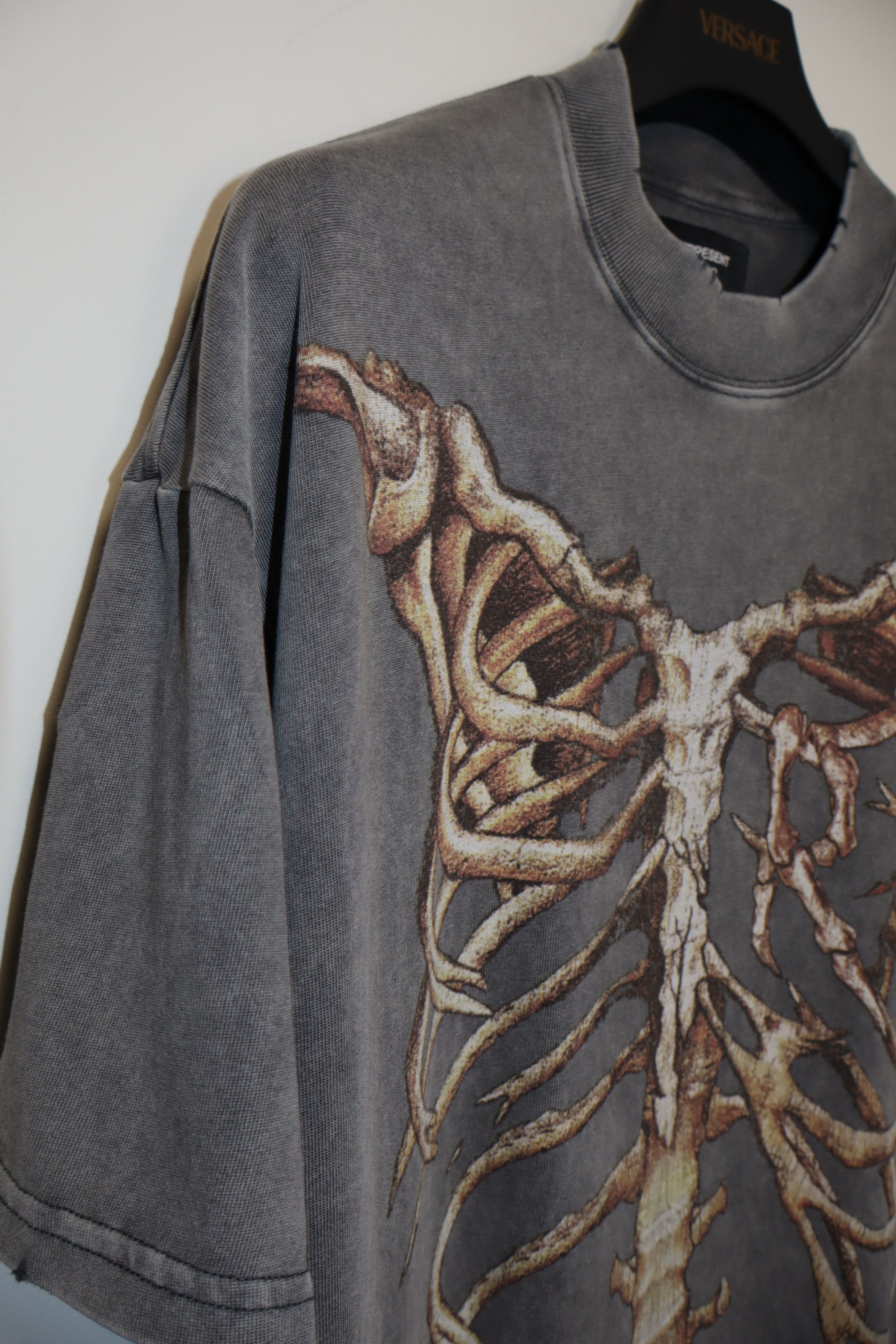 Represent Clo. Bones vintage t-shirt Size US M / EU 48-50 / 2 - 5 Thumbnail