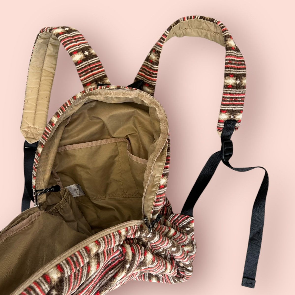 Japanese Brand × Jun Takahashi × Uniqlo VINTAGE UNIQLO NATIVE NORDIC MICRO FLEECE BACKPACK Size ONE SIZE - 19 Thumbnail